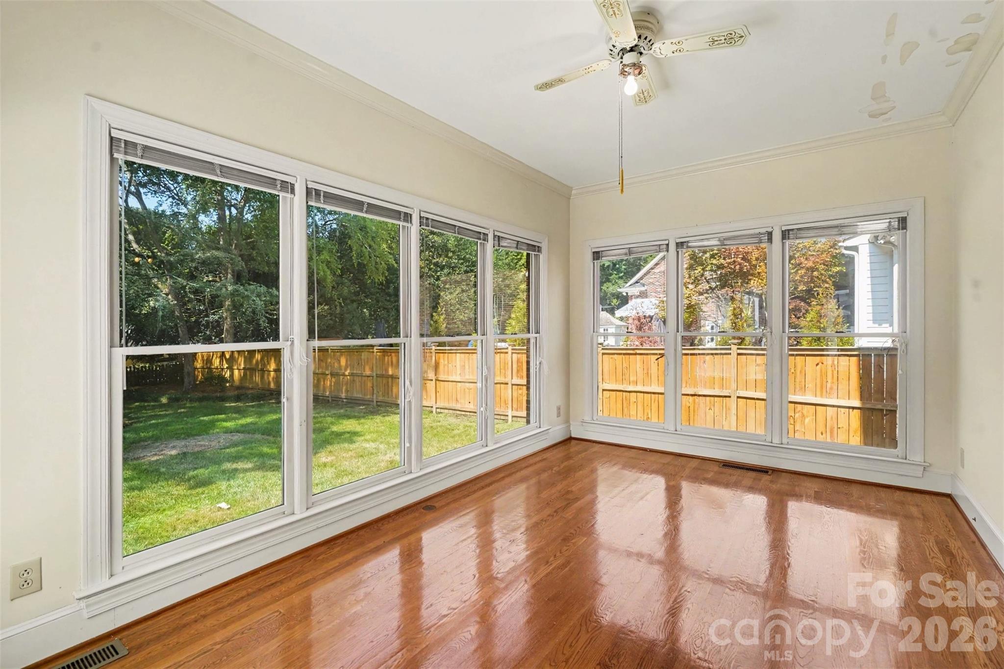 7708 Red Oak Lane — Charlotte