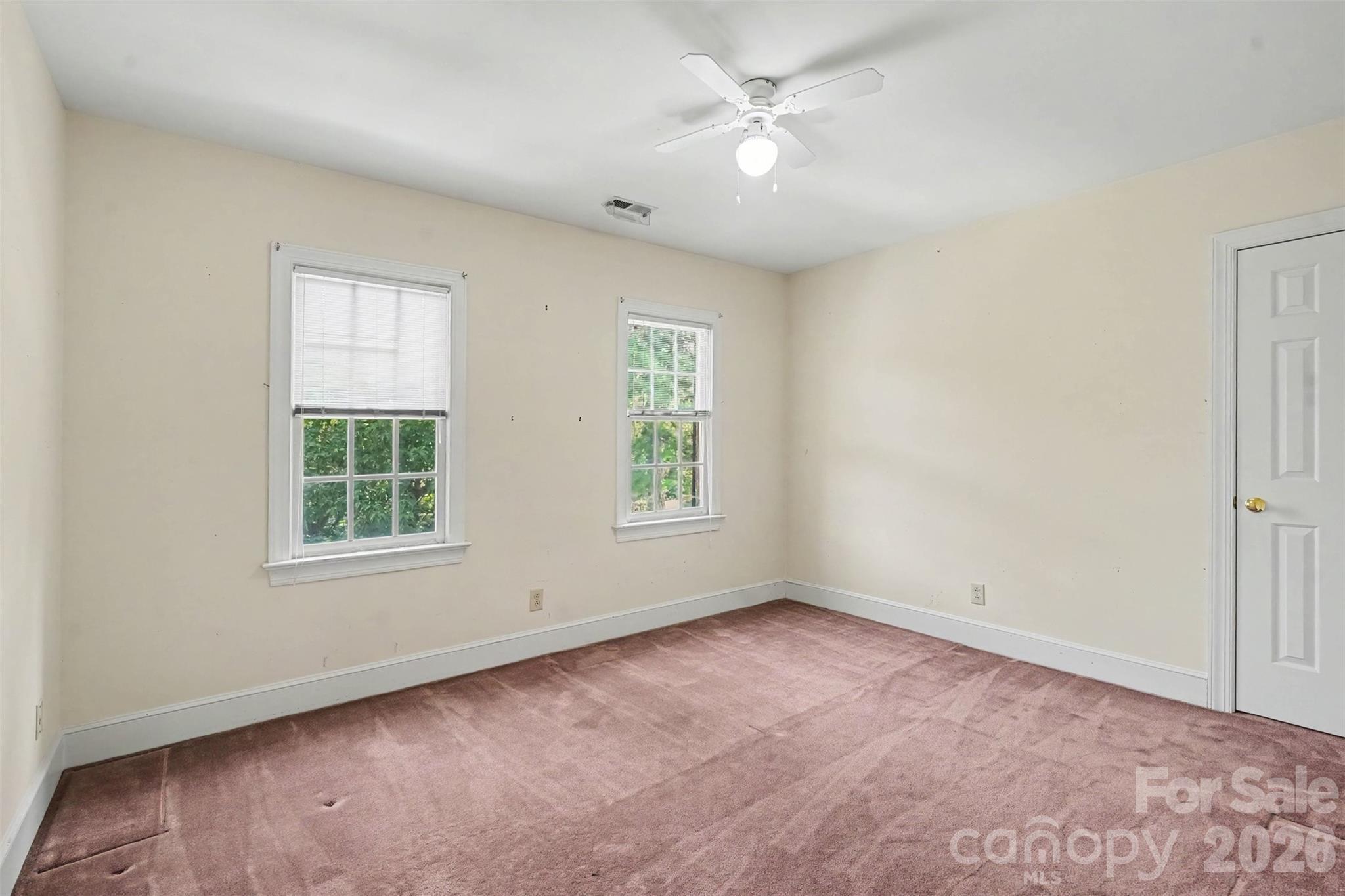 7708 Red Oak Lane — Charlotte