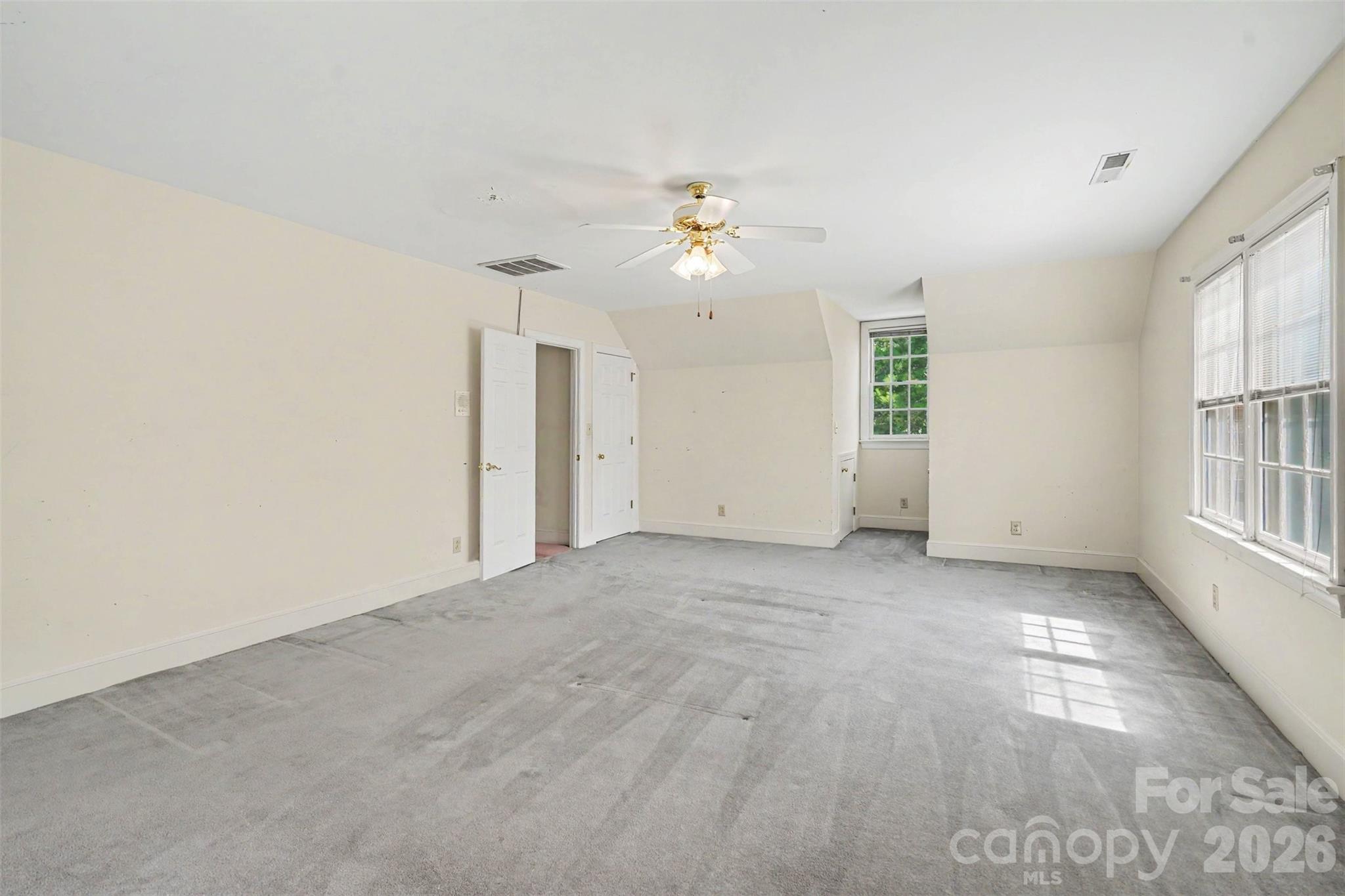 7708 Red Oak Lane — Charlotte