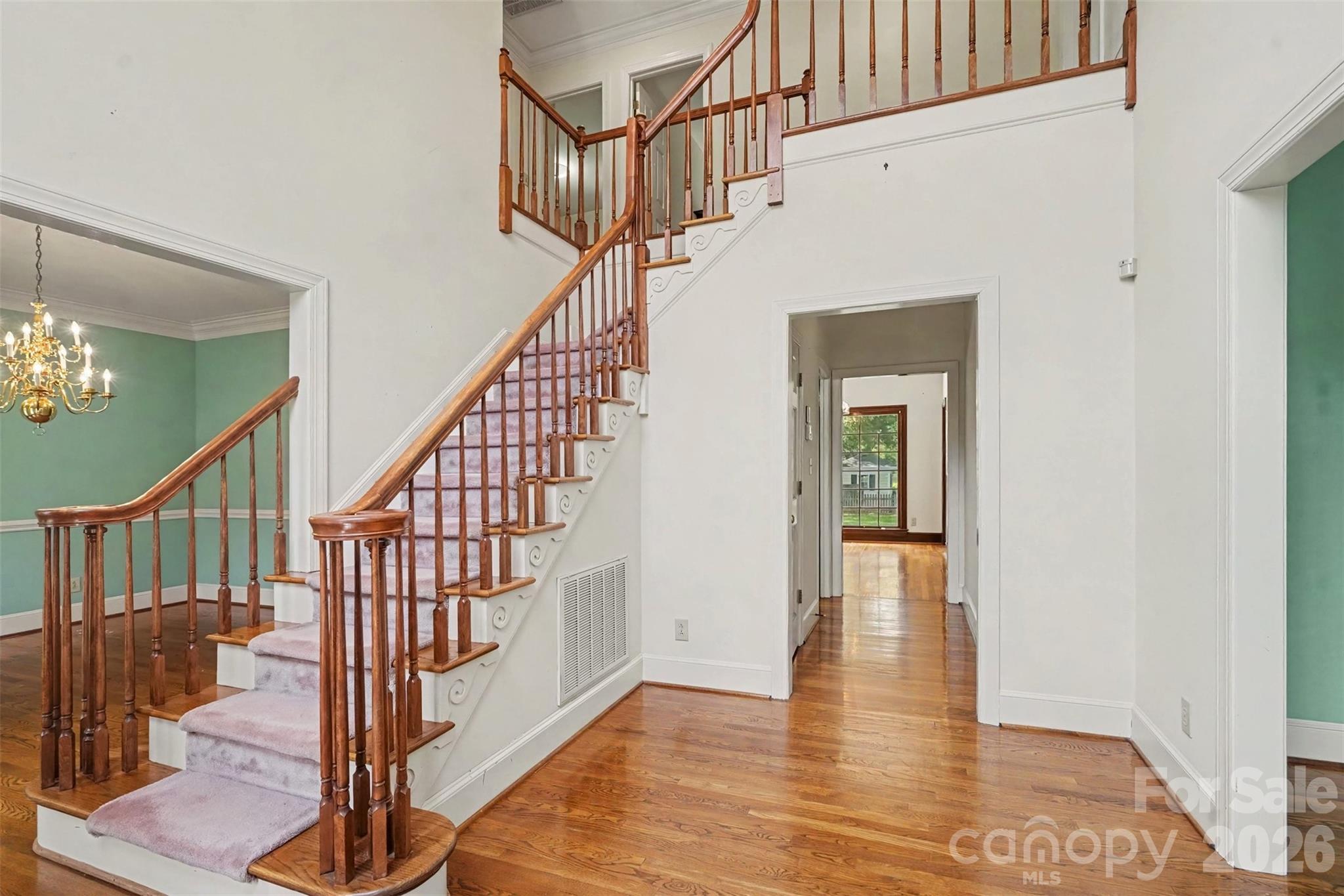 7708 Red Oak Lane — Charlotte