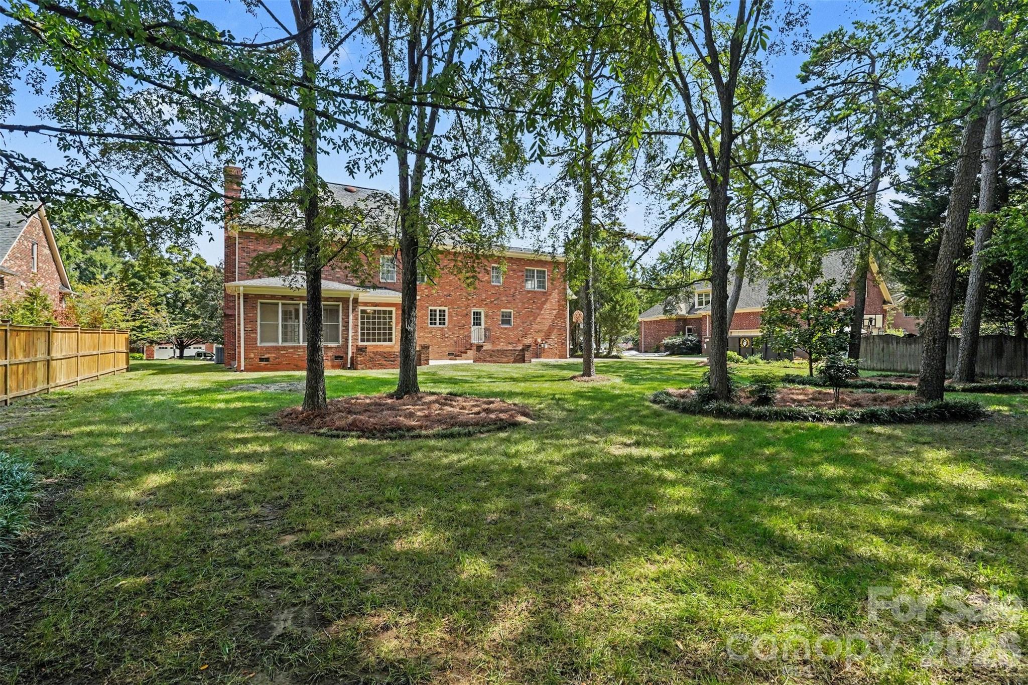 7708 Red Oak Lane — Charlotte