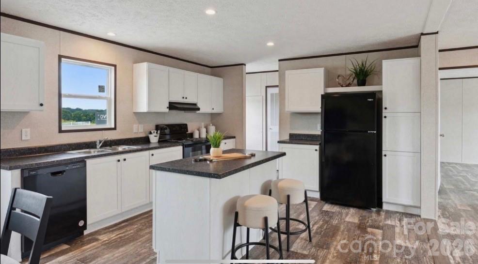 1655 Hudlow Road — Forest City