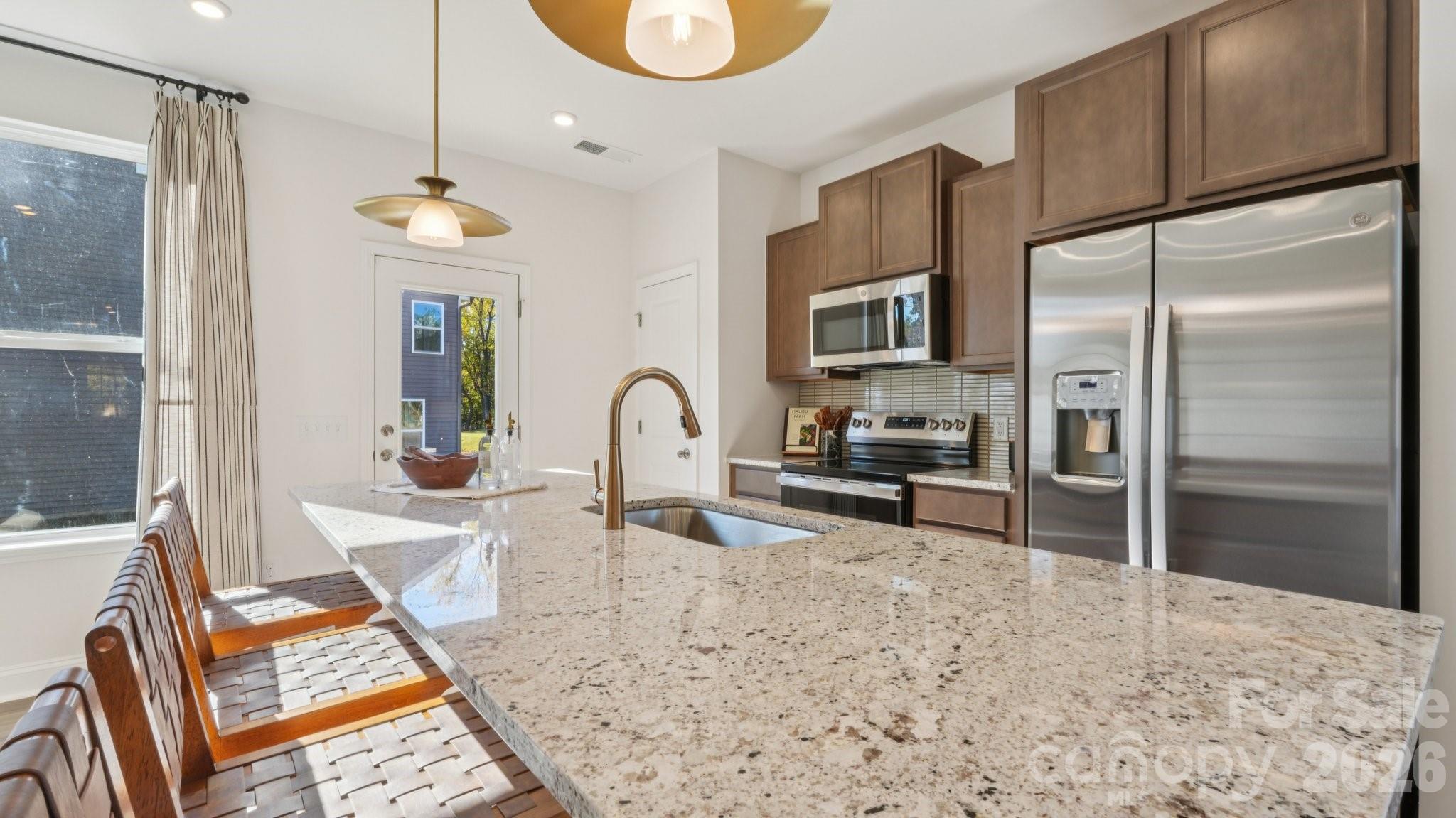 2209 Gladwyne Place — Charlotte
