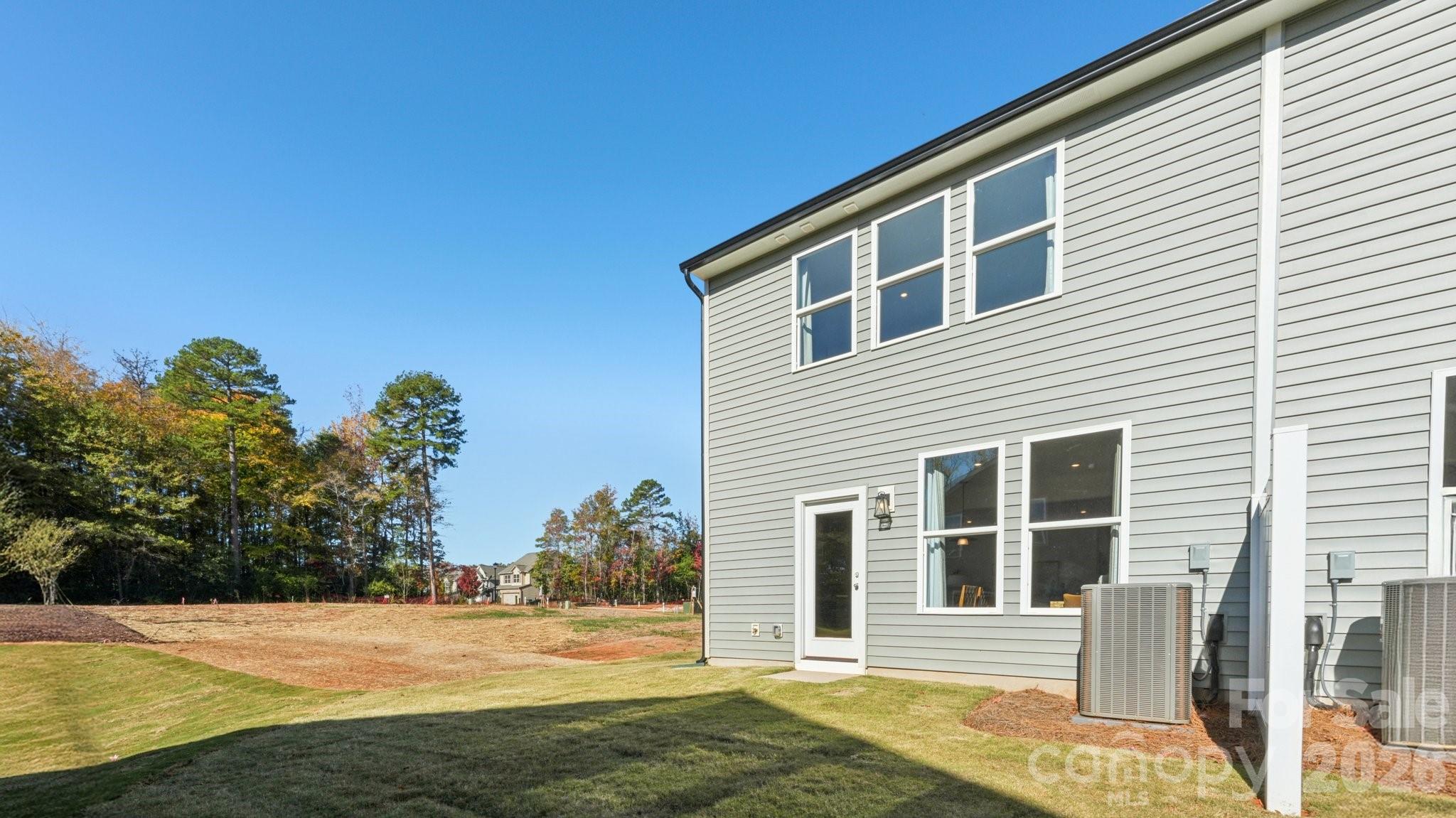 2209 Gladwyne Place — Charlotte