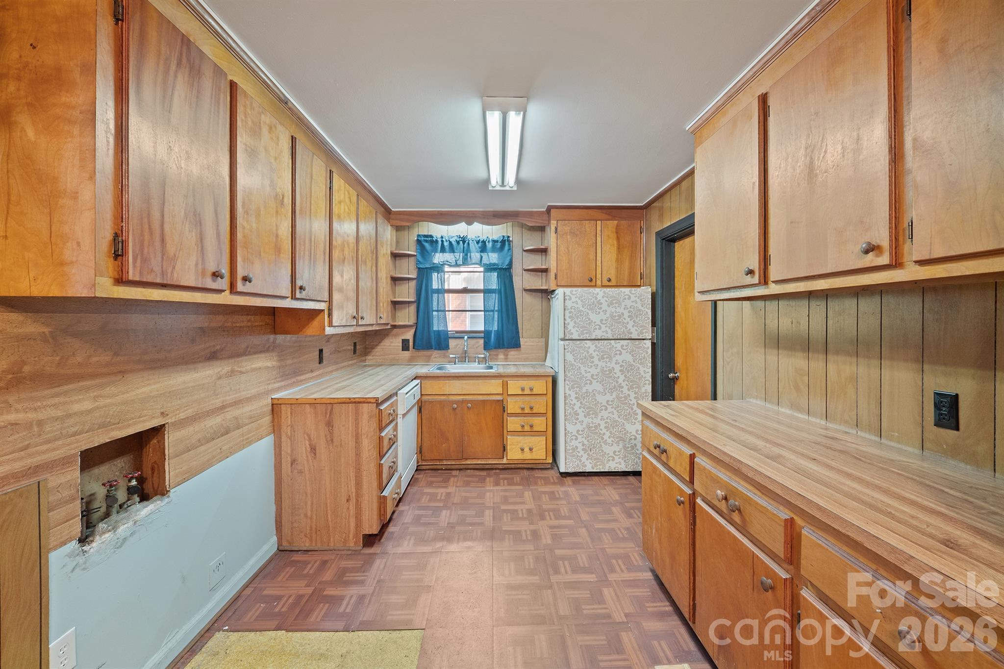 320 S Myrtle School Road — Gastonia