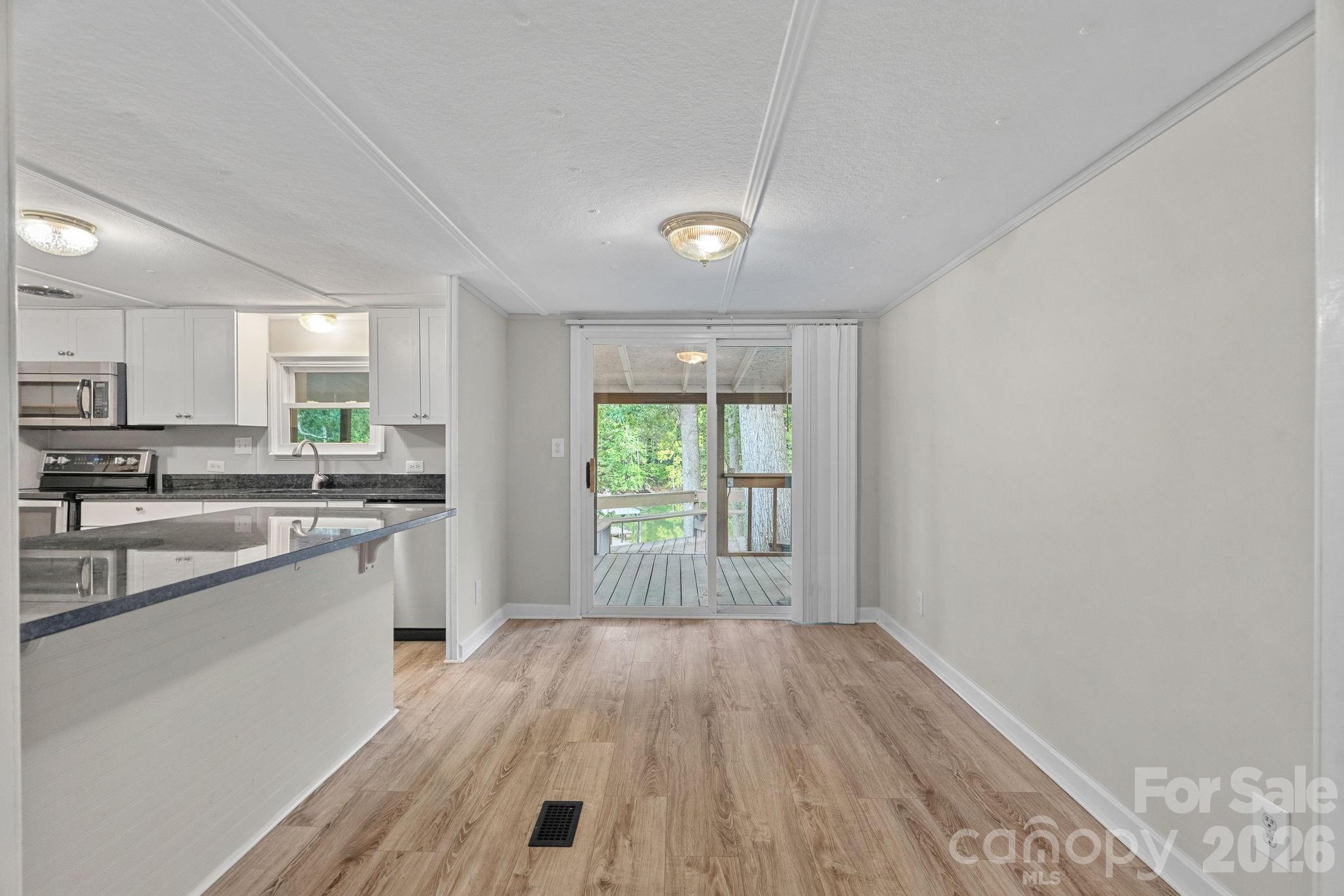 218 Lineberger Drive — Mooresville