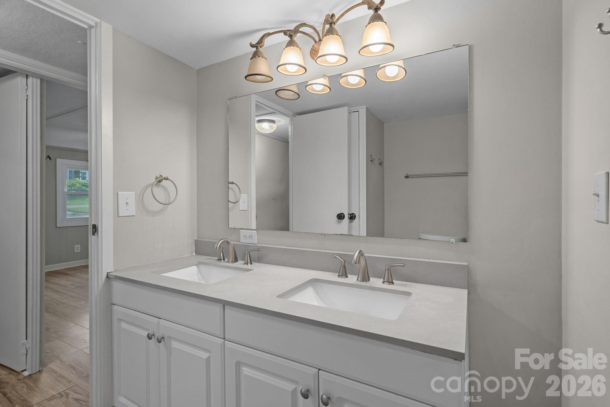 218 Lineberger Drive — Mooresville