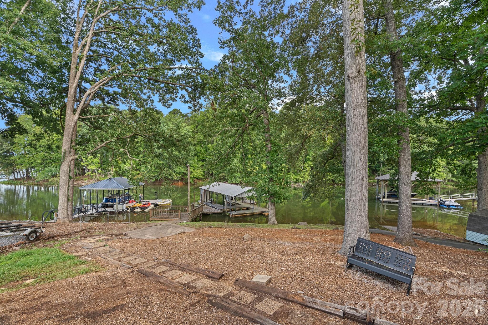 218 Lineberger Drive — Mooresville