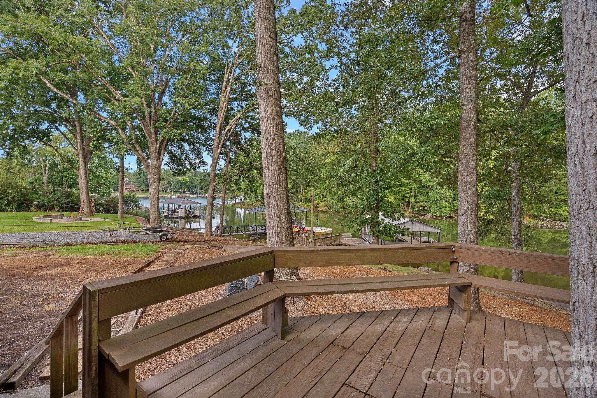 218 Lineberger Drive — Mooresville