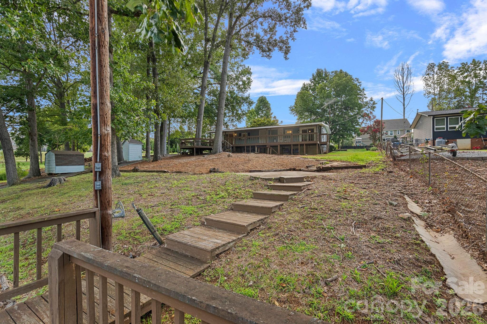218 Lineberger Drive — Mooresville