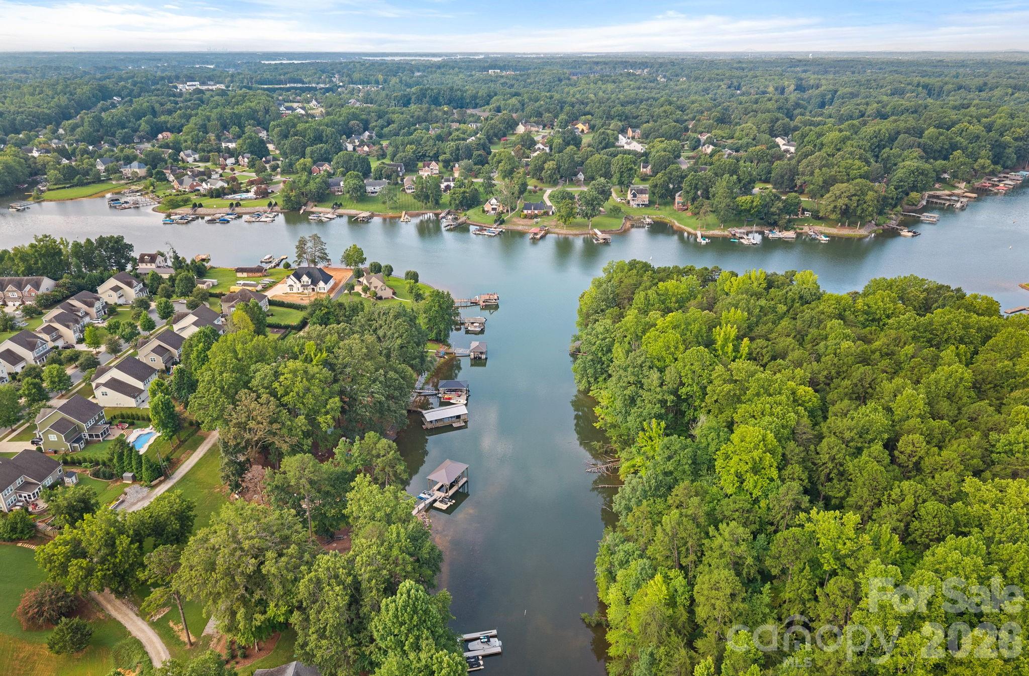 218 Lineberger Drive — Mooresville