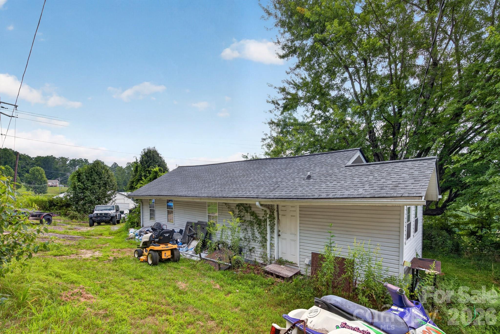 1324 Low Gap Road — Hendersonville