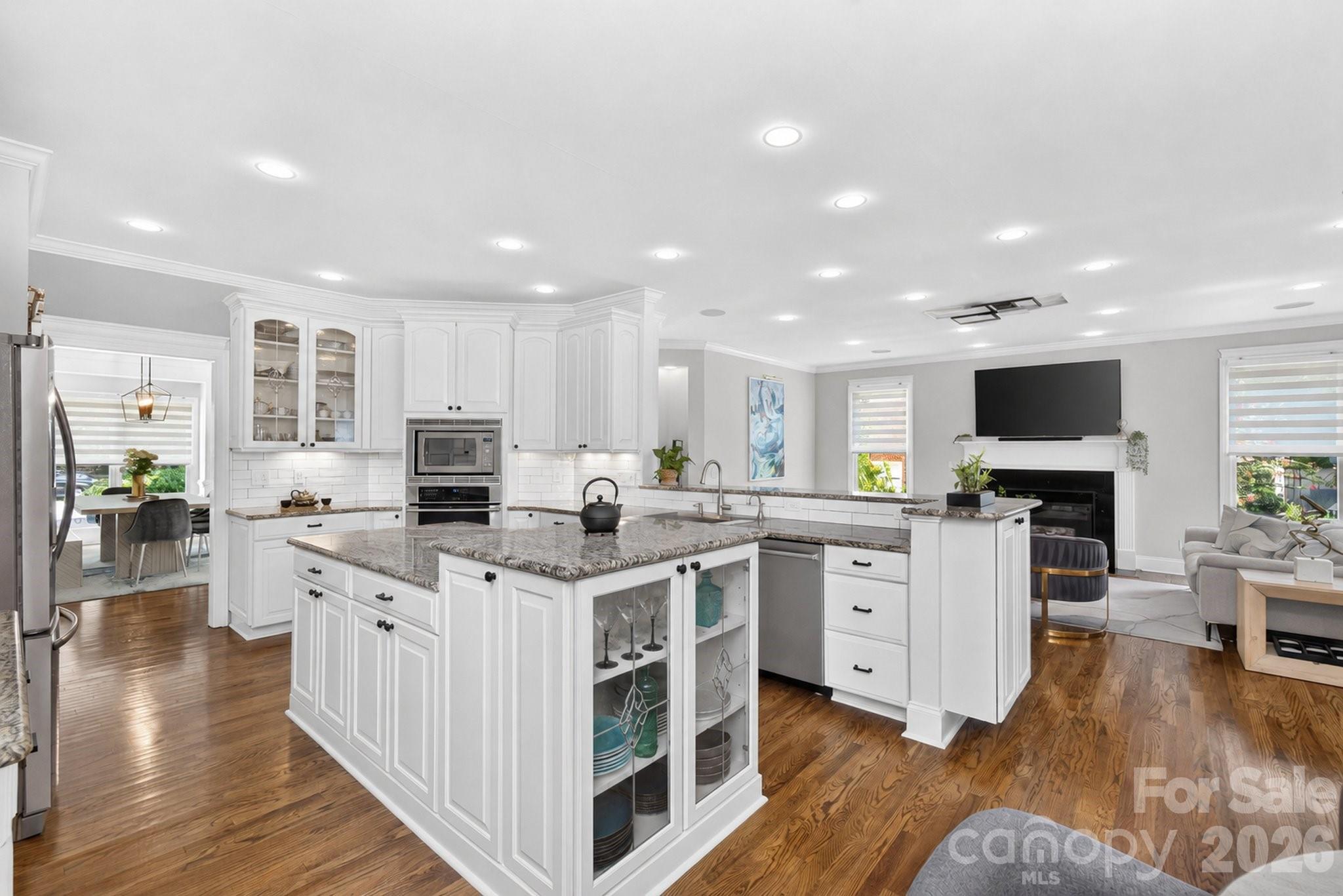 6605 Saunton Court — Charlotte