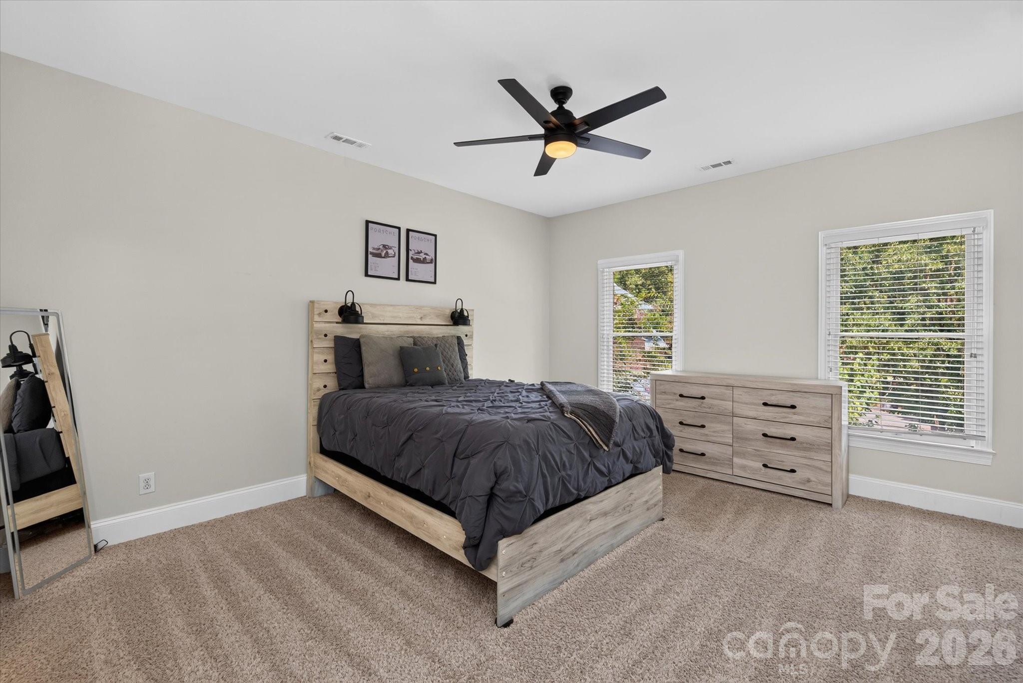 6605 Saunton Court — Charlotte