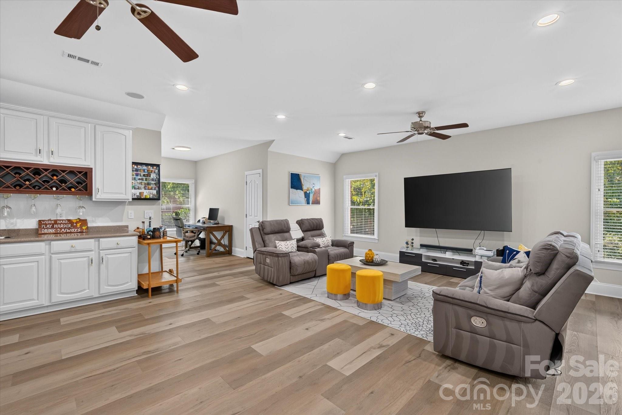 6605 Saunton Court — Charlotte