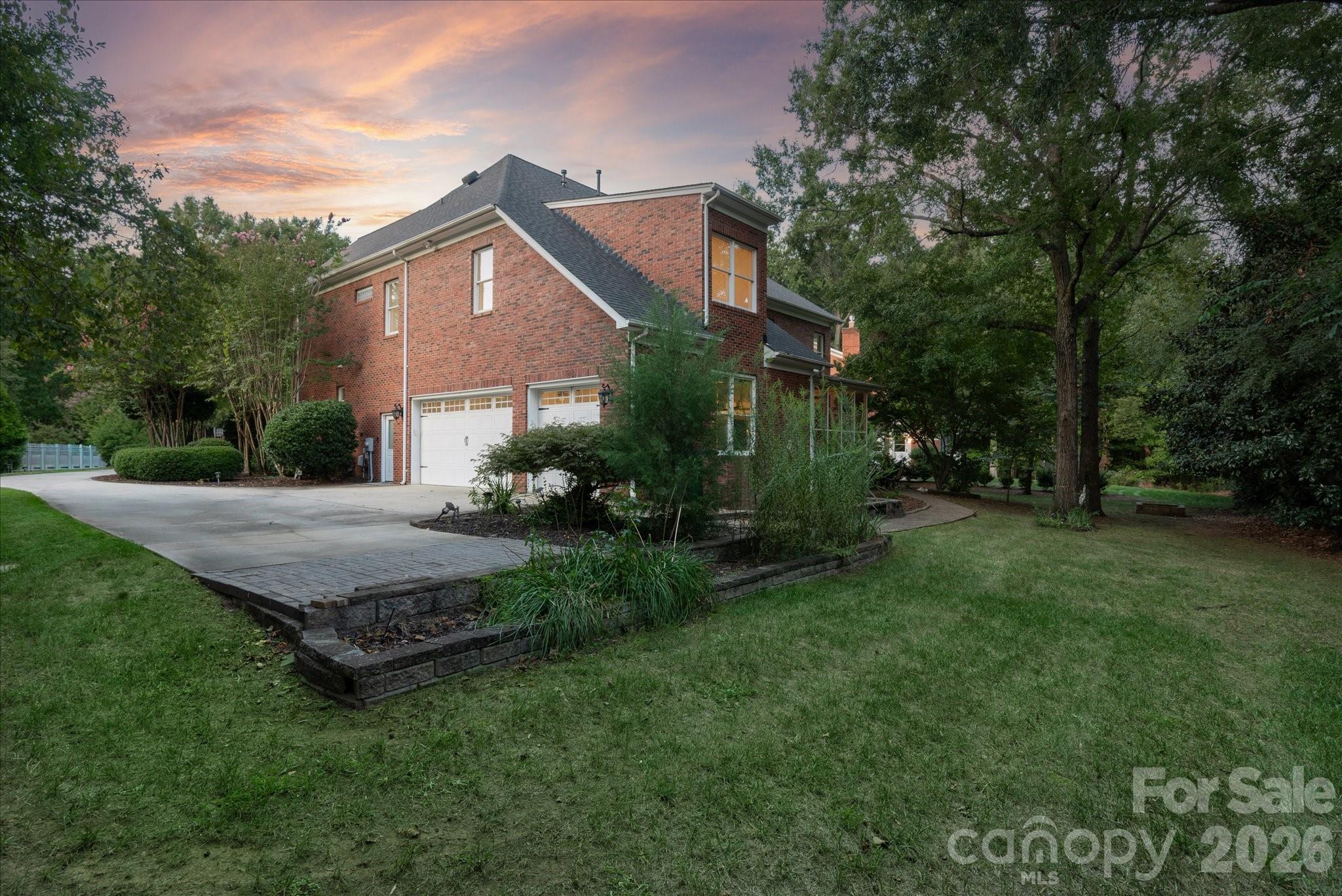 6605 Saunton Court — Charlotte