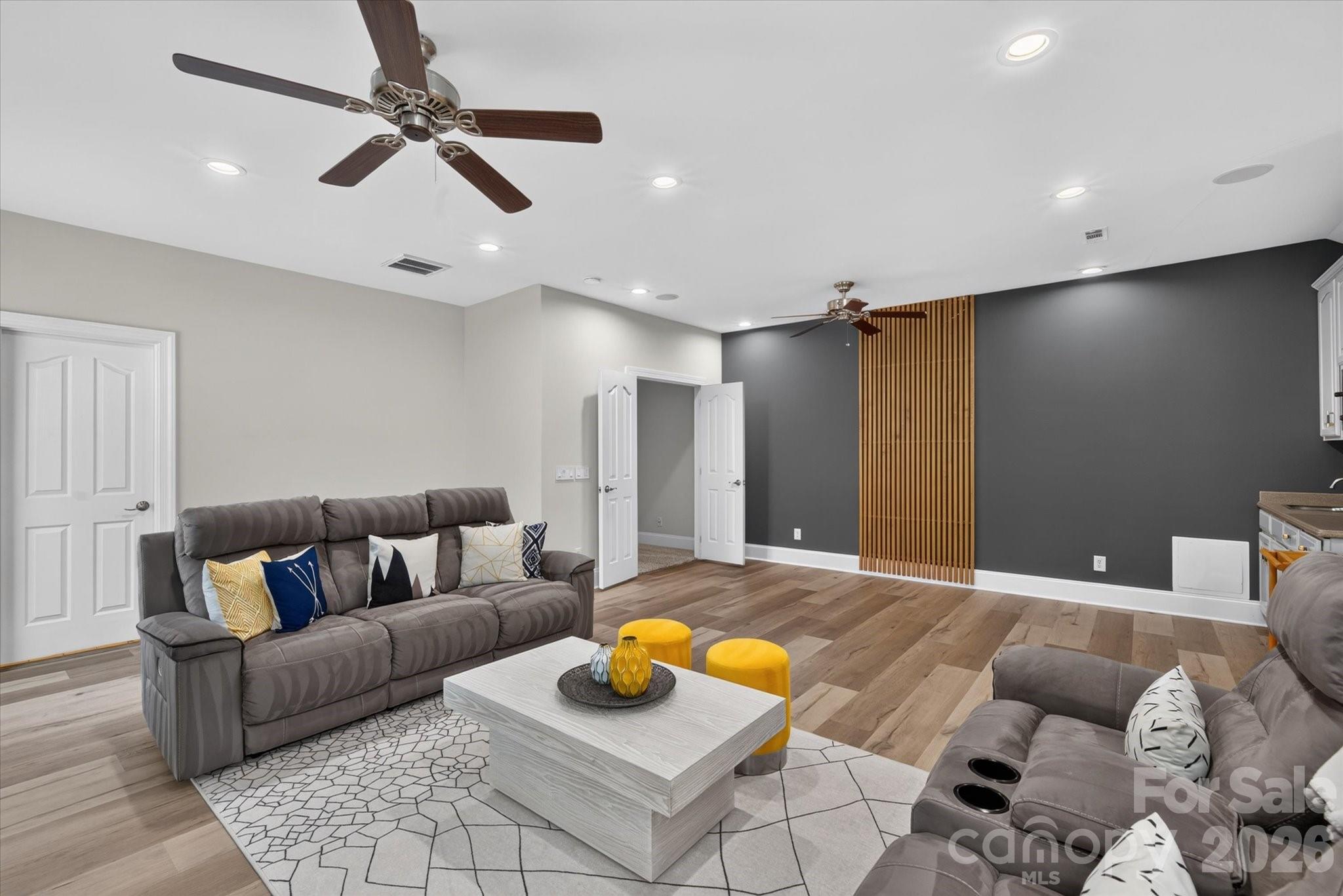 6605 Saunton Court — Charlotte