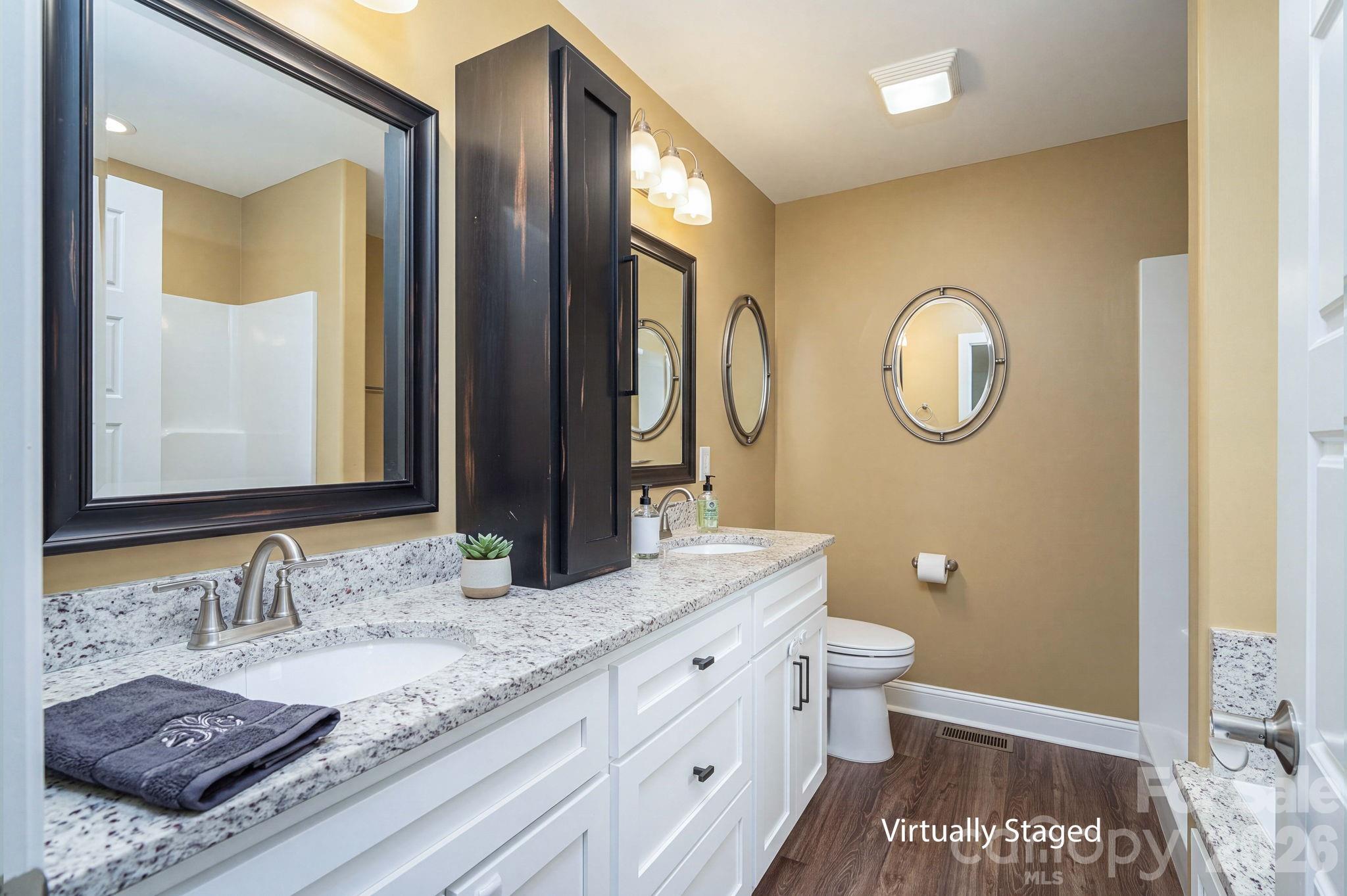 6901 Navajo Trail — Sherrills Ford