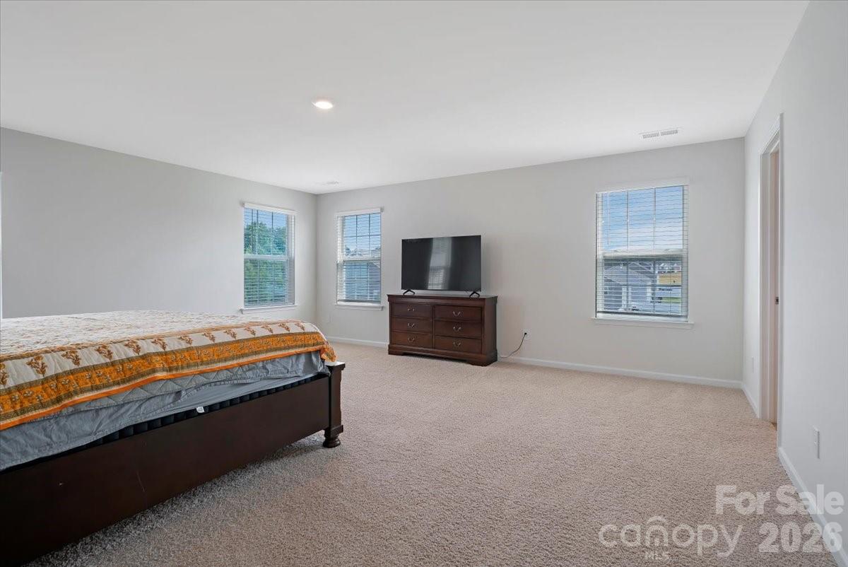8013 Kennesaw Drive — Gastonia