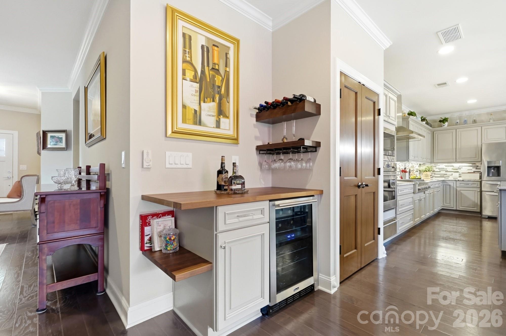 6127 Raven Rock Drive — Denver