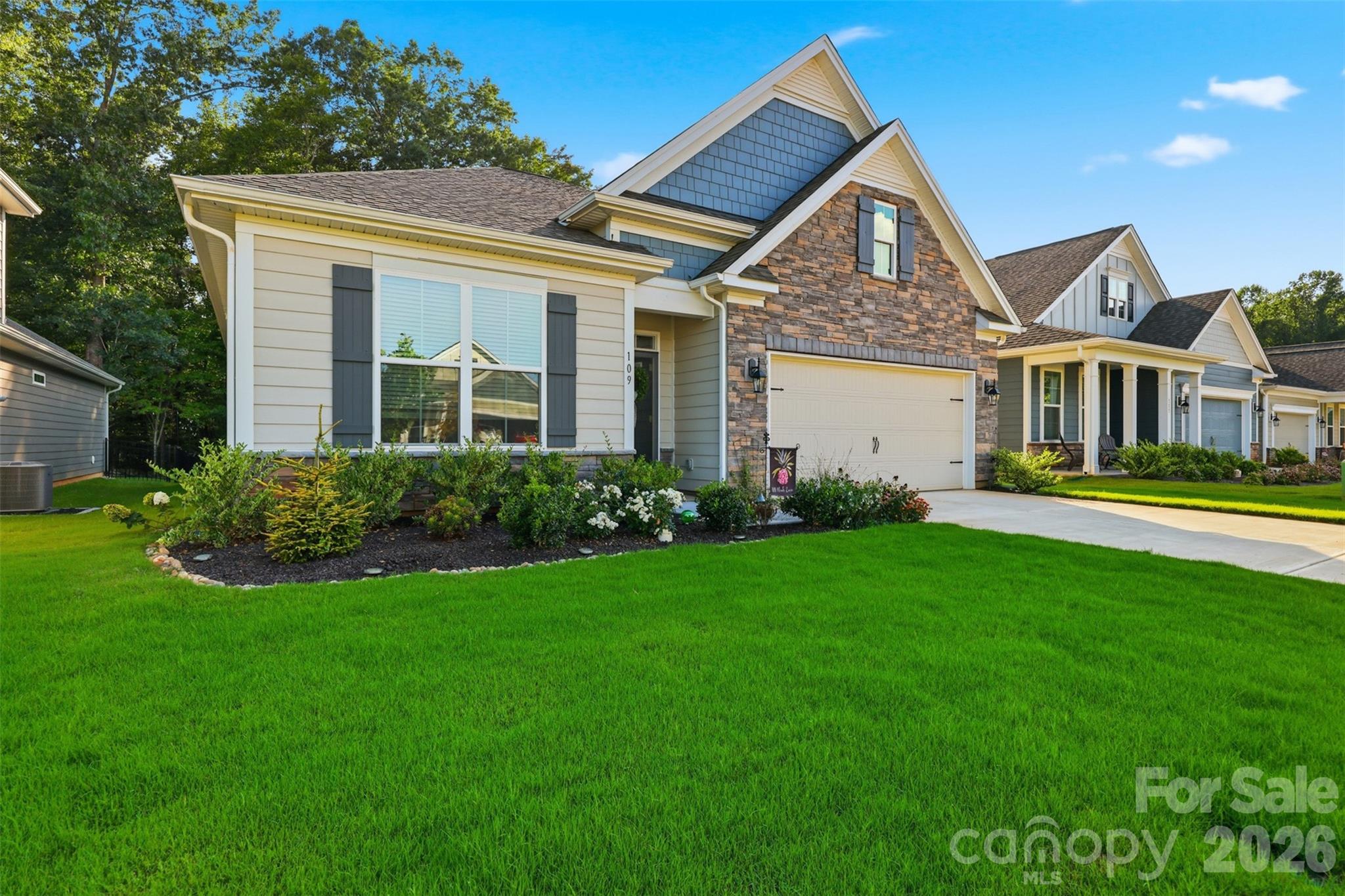 109 Noah Lane — Troutman