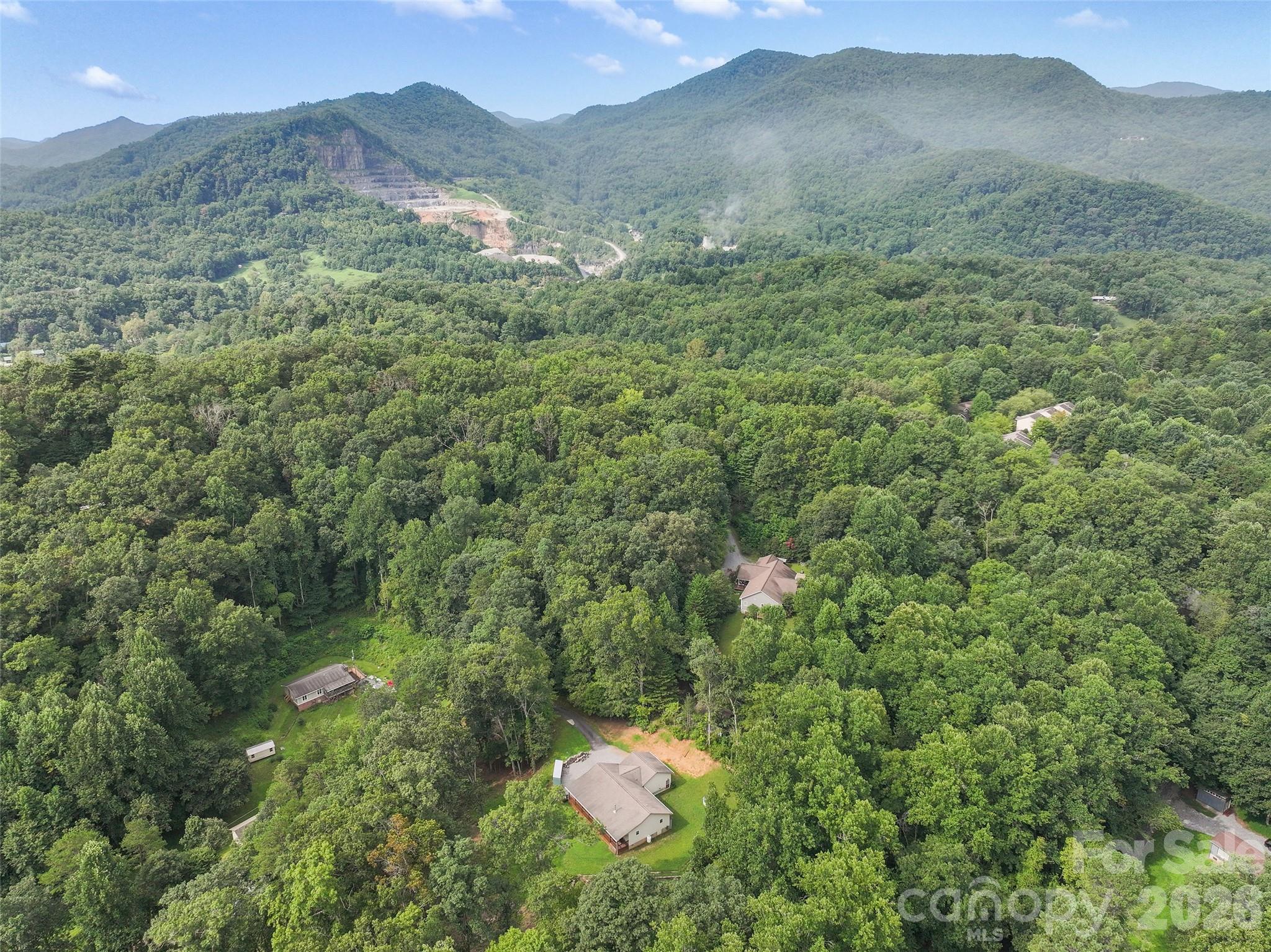 247 Poker Branch Road — Sylva