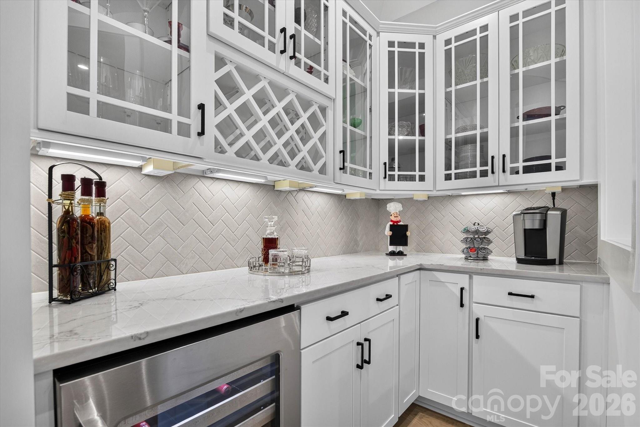 8624 Balcony Bridge Road — Huntersville