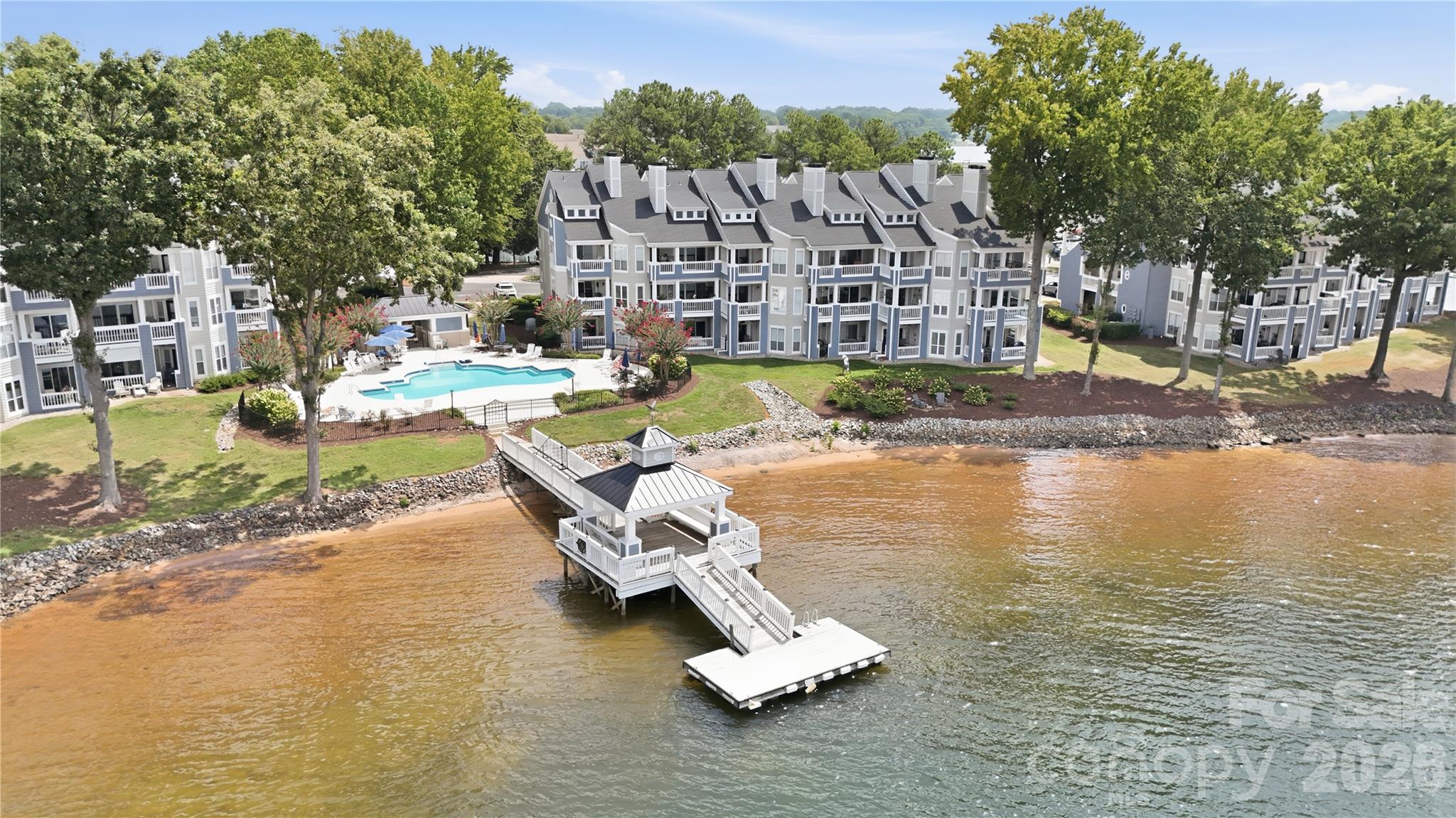 932 Southwest Drive — Davidson