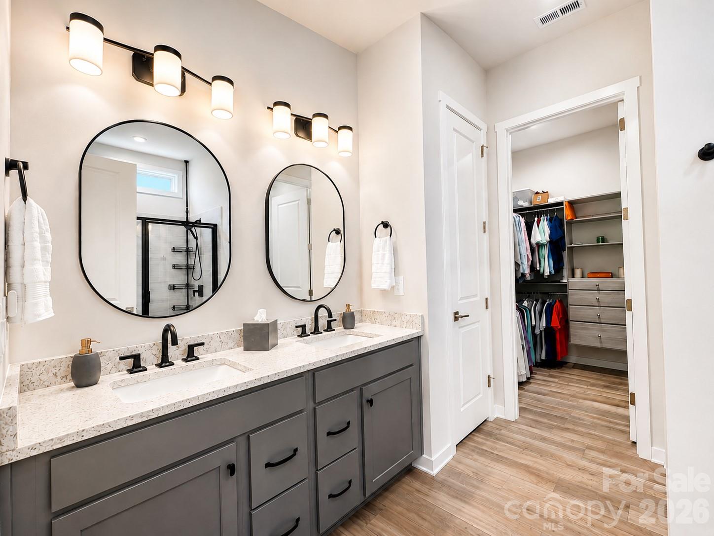 5208 Glenwalk Drive — Charlotte