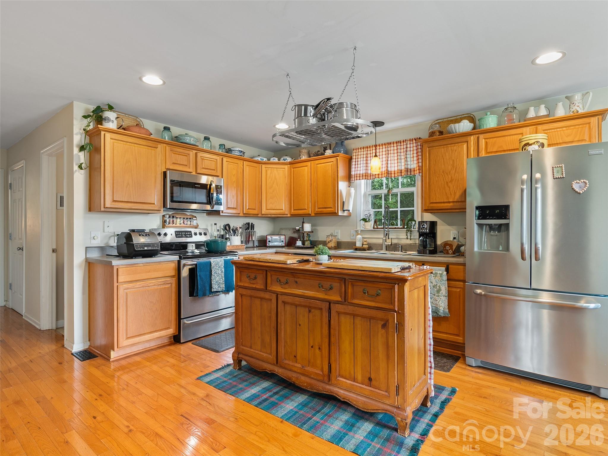 14 Folsom Drive — Candler
