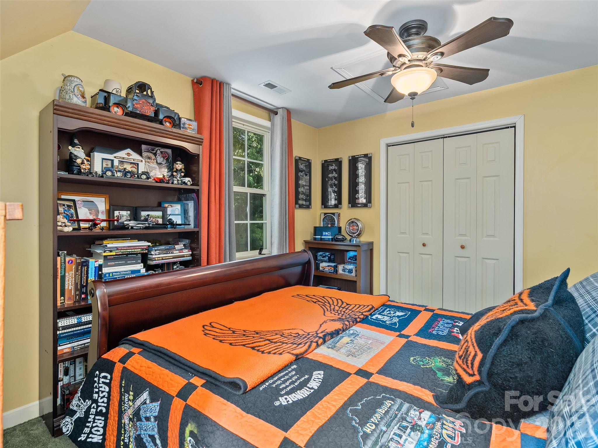 14 Folsom Drive — Candler
