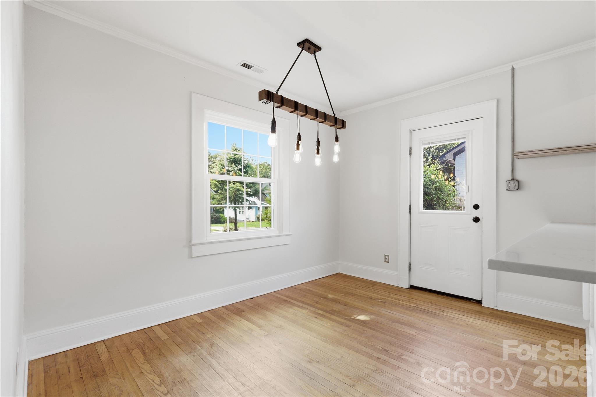 3407 Benard Avenue — Charlotte