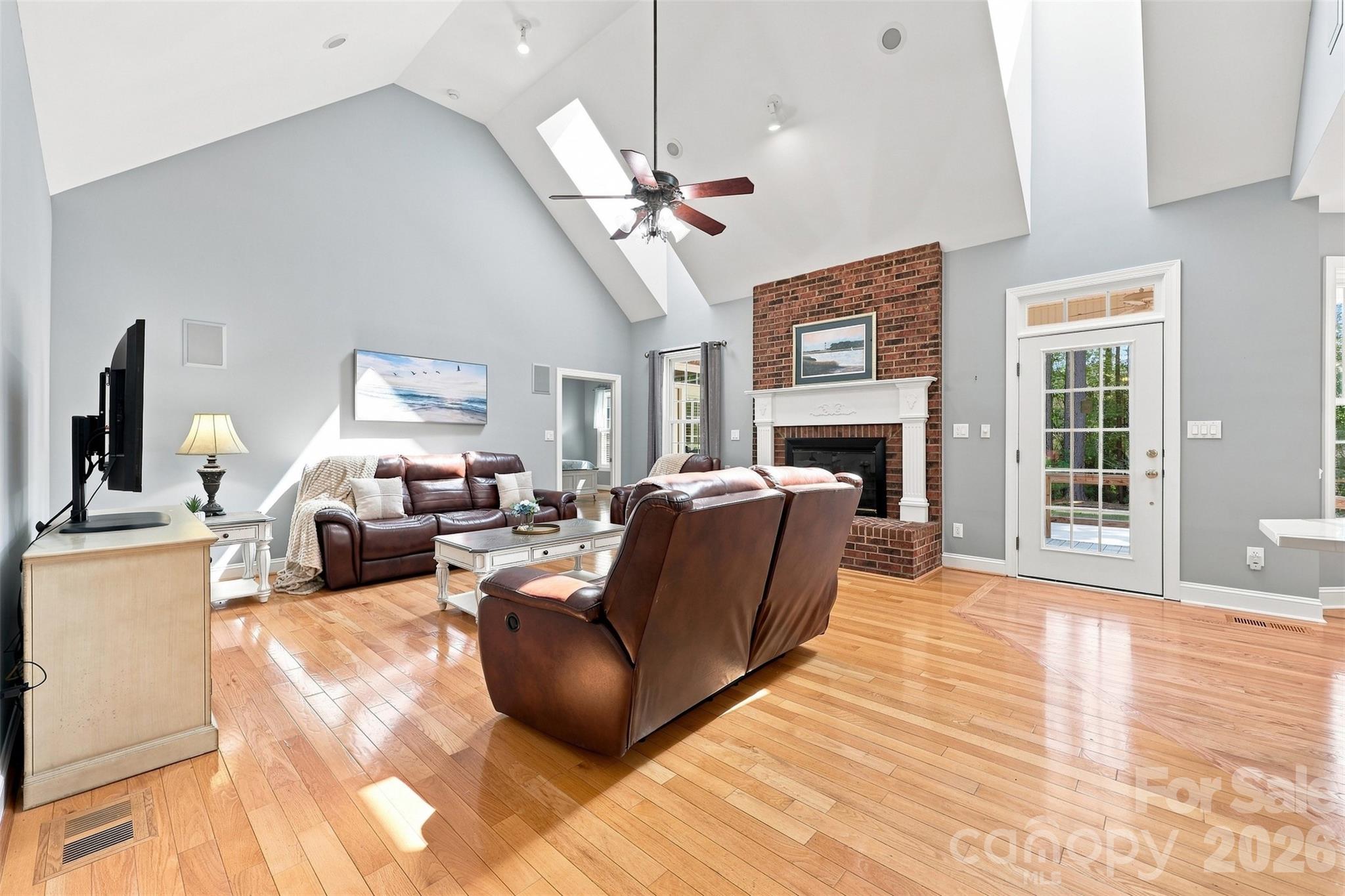 2290 Northview Harbour Drive — Sherrills Ford