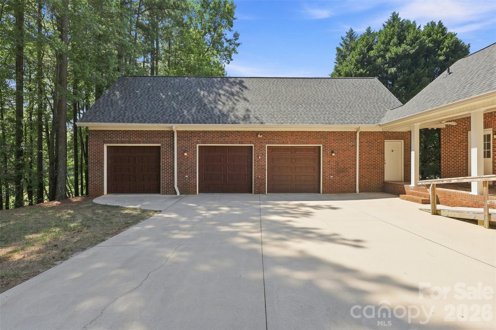 2290 Northview Harbour Drive — Sherrills Ford