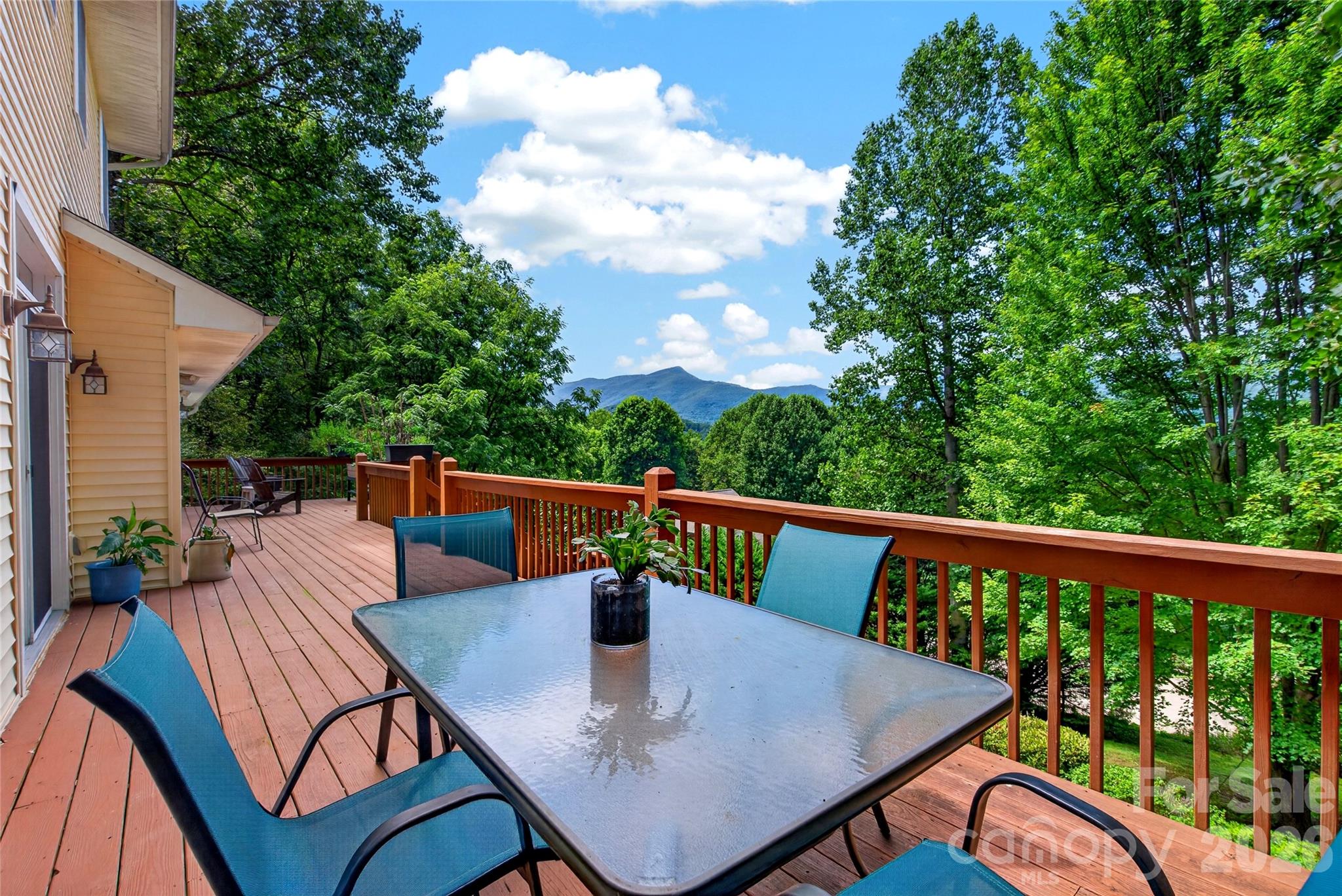 719 April Park #25 — Waynesville
