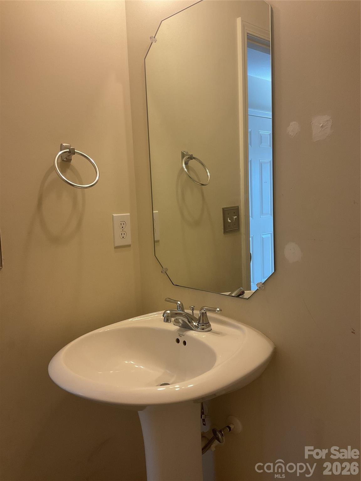 2224 Waverly Dell Drive — Winston Salem