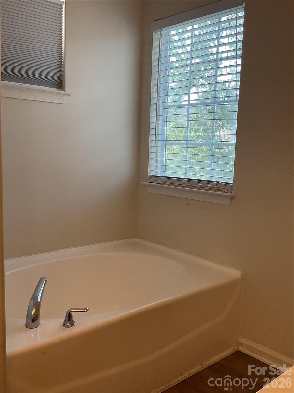 2224 Waverly Dell Drive — Winston Salem
