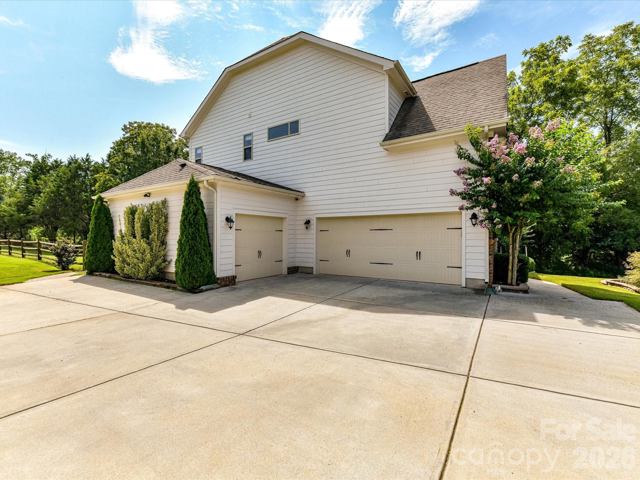 104 Sweet Grass Lane — Mooresville
