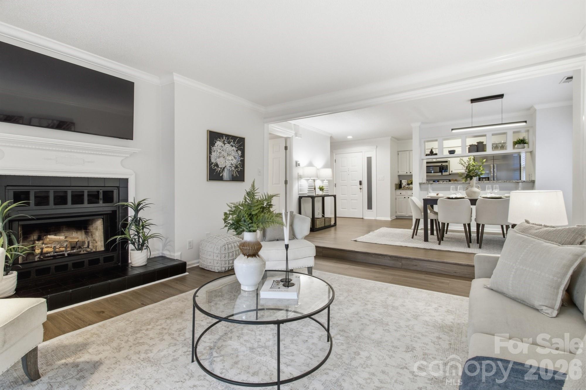 308 Queens Road #32 — Charlotte