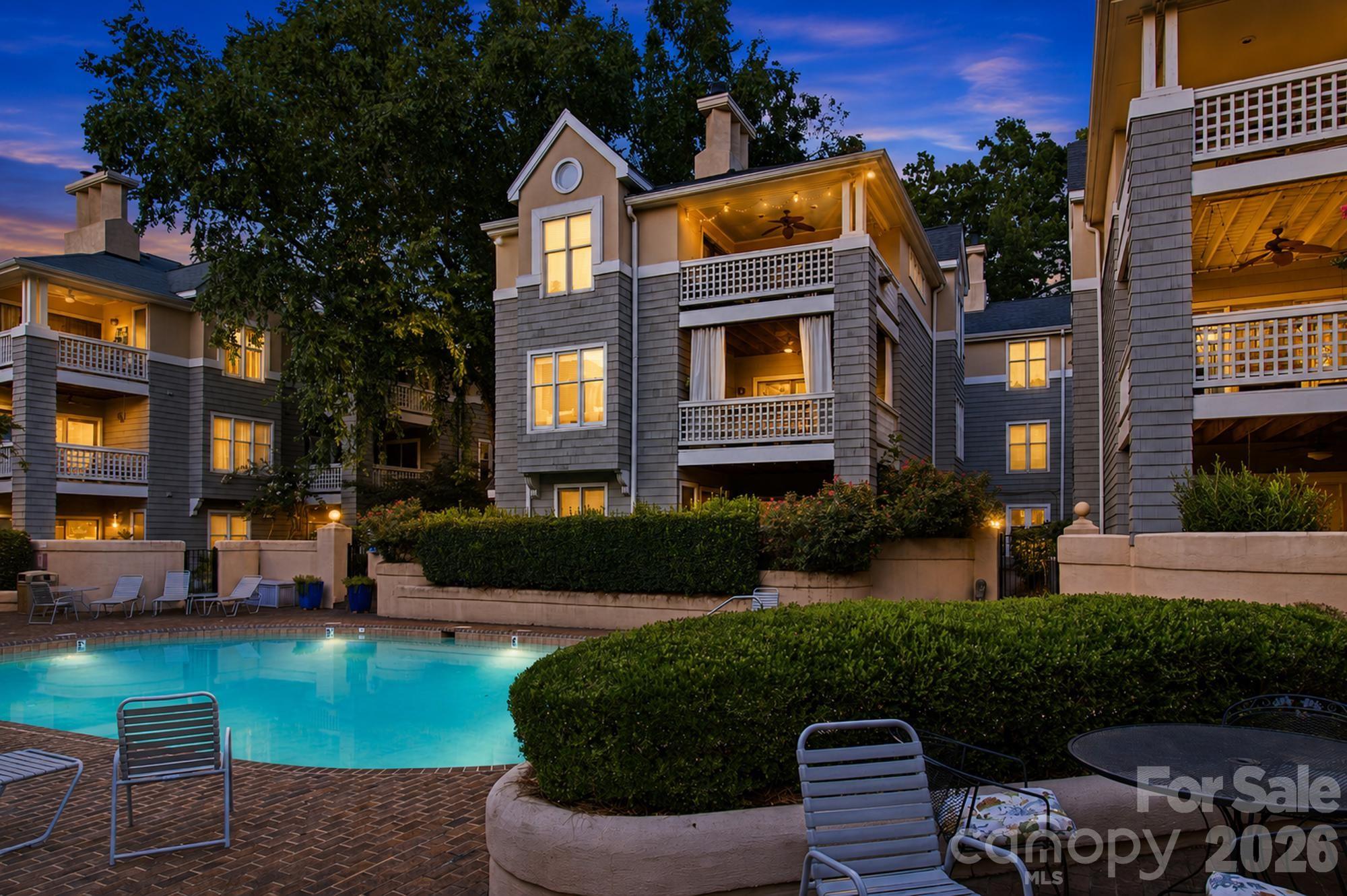 308 Queens Road #32 — Charlotte