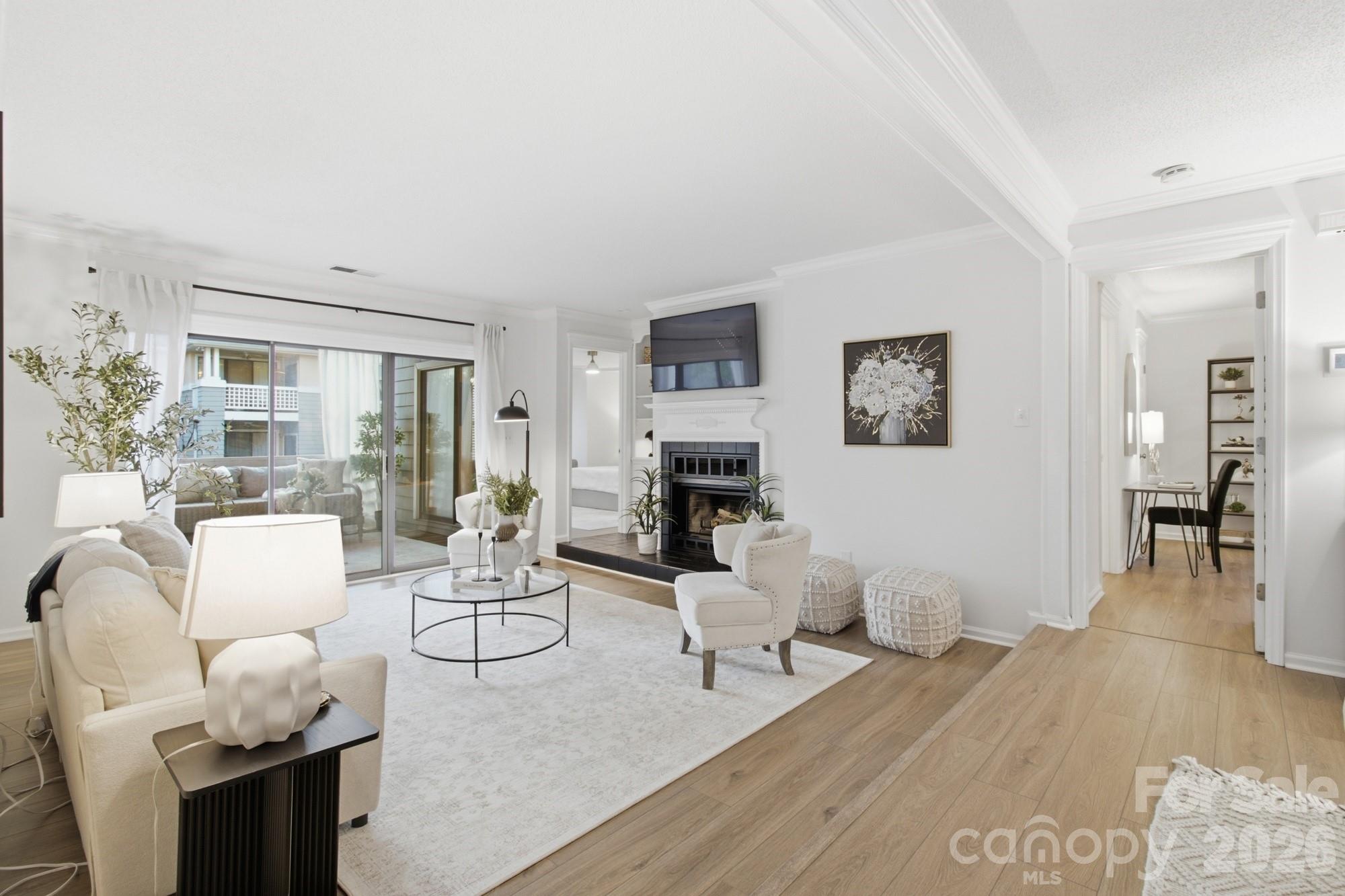 308 Queens Road #32 — Charlotte