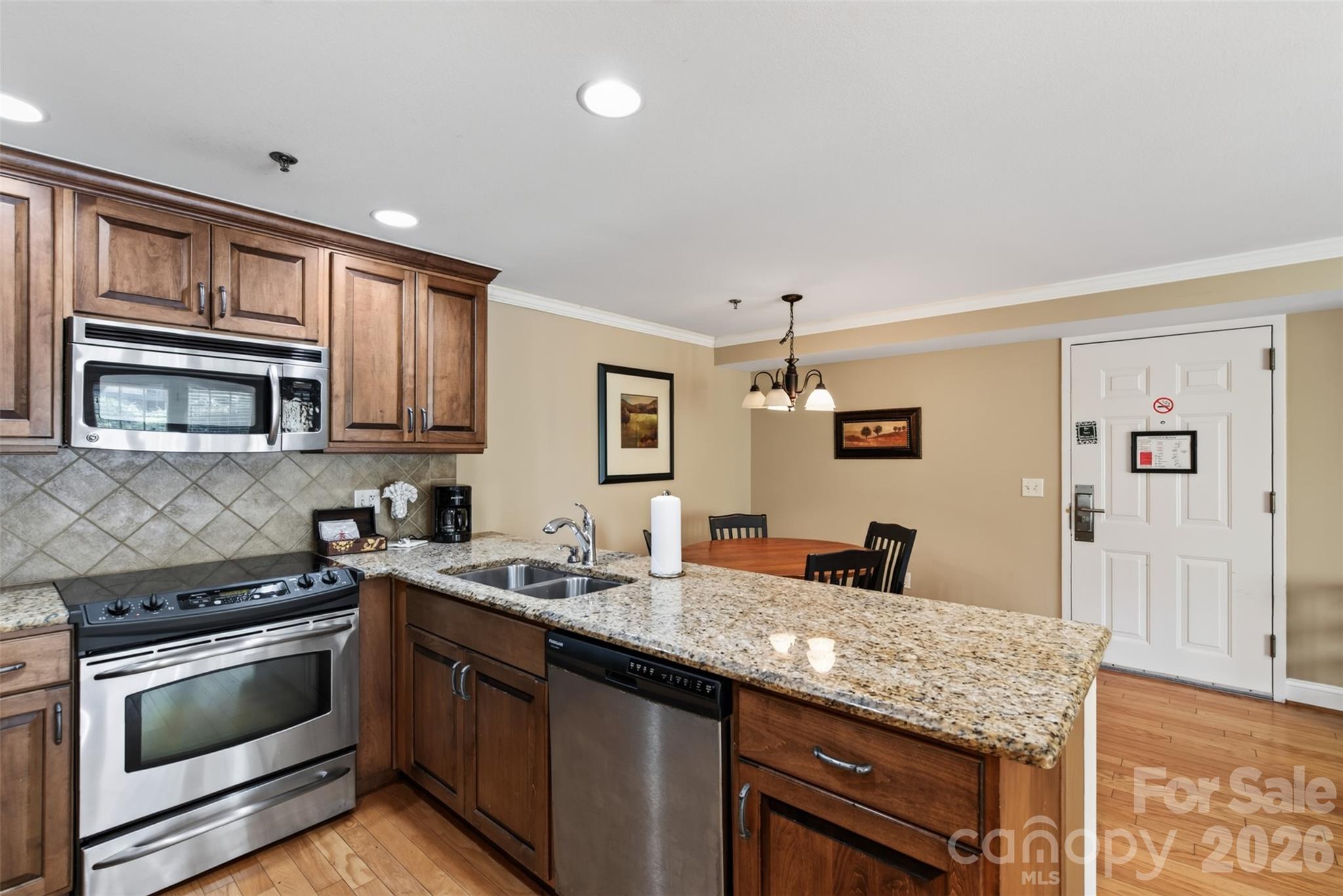 413 Bowling Park Road — Asheville