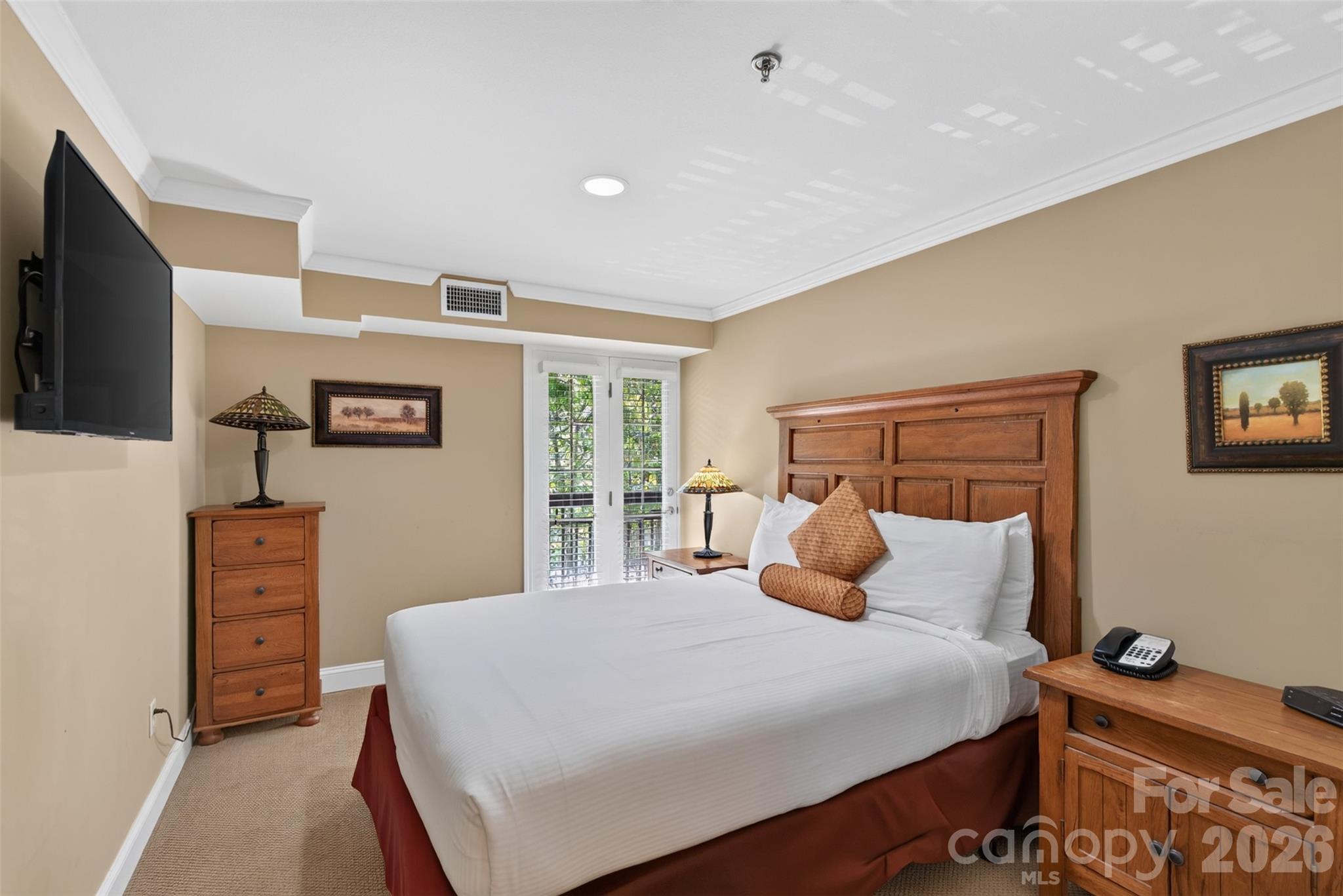 413 Bowling Park Road — Asheville