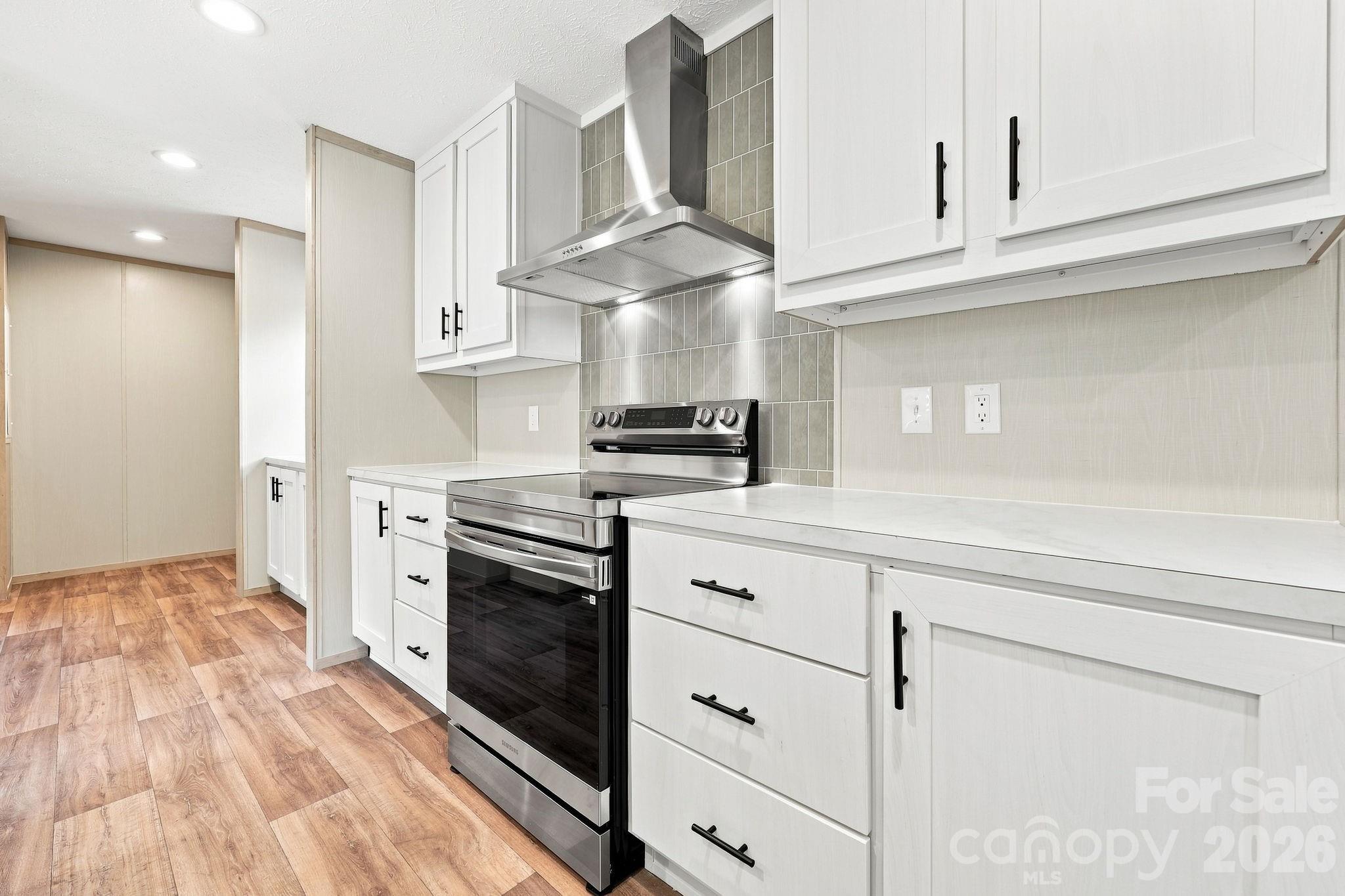 25 Caldwell Road — Waynesville
