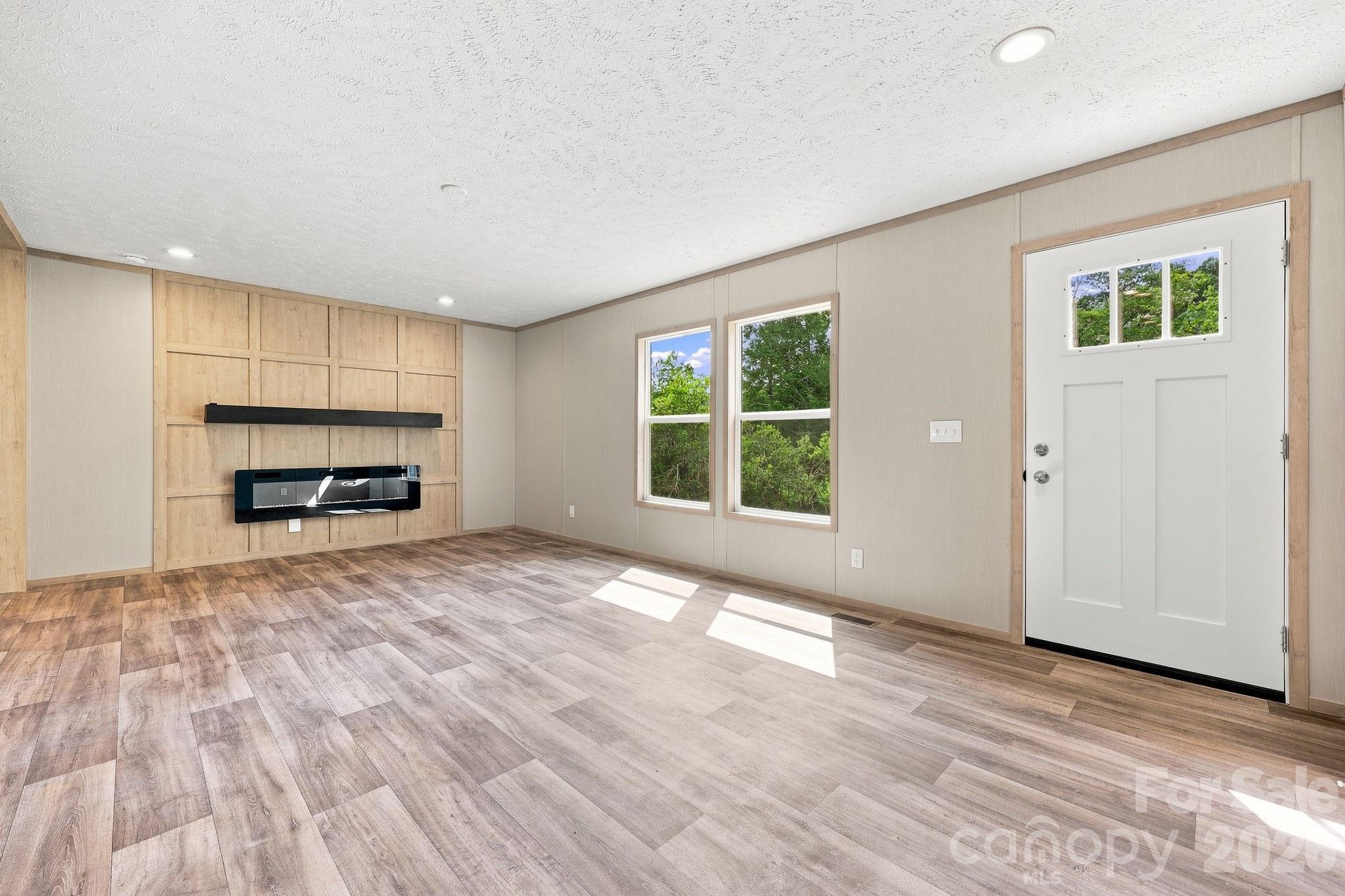 25 Caldwell Road — Waynesville