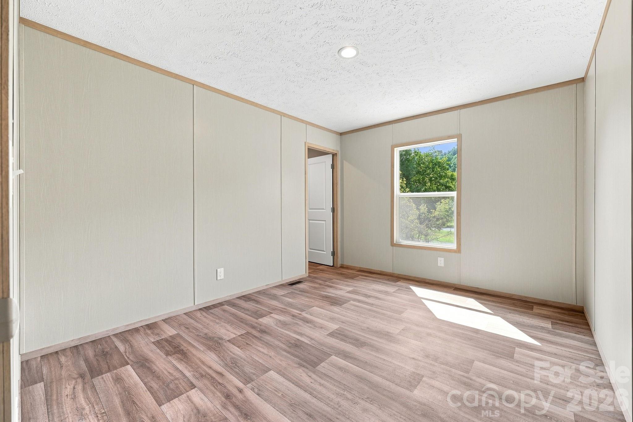 25 Caldwell Road — Waynesville