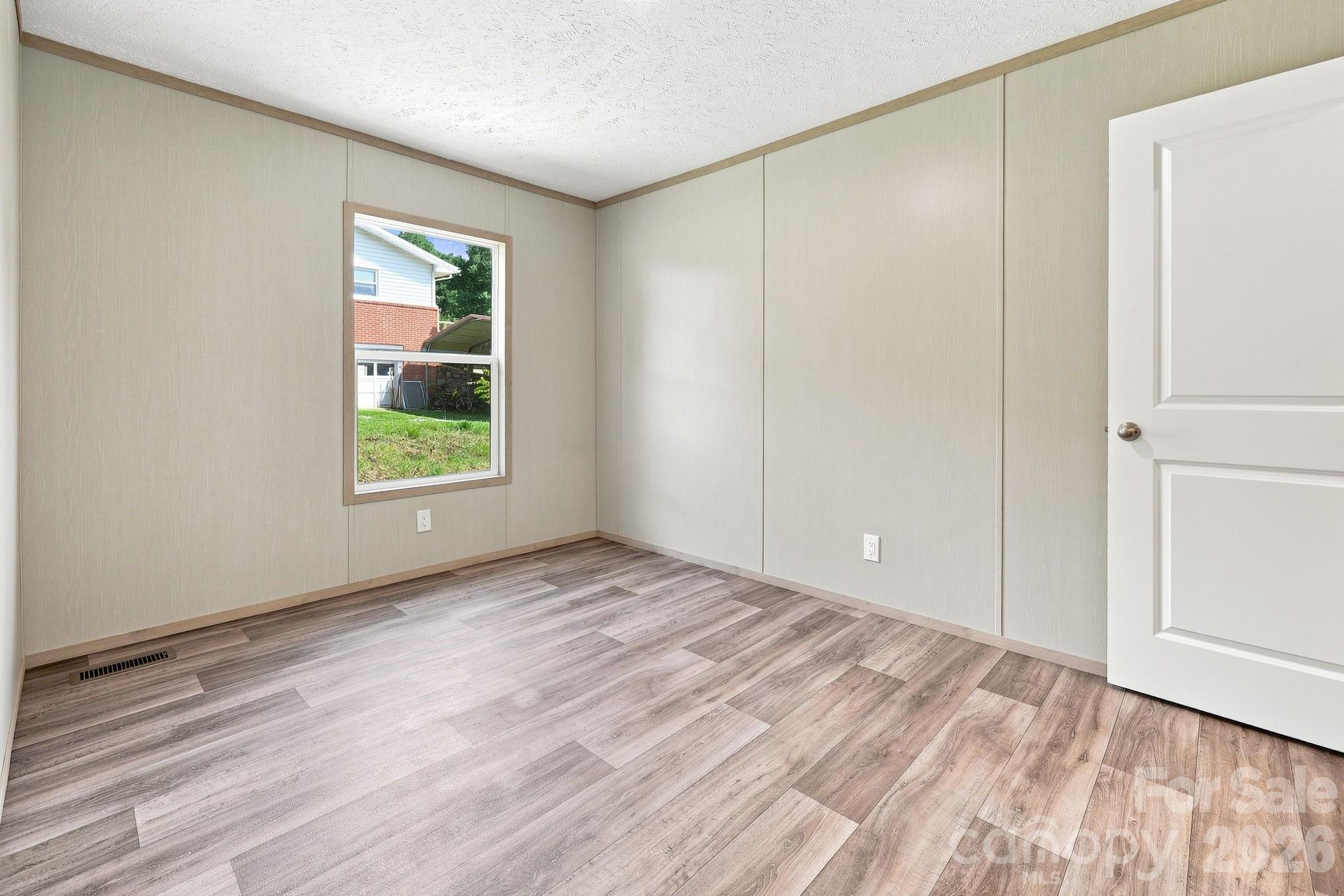 25 Caldwell Road — Waynesville