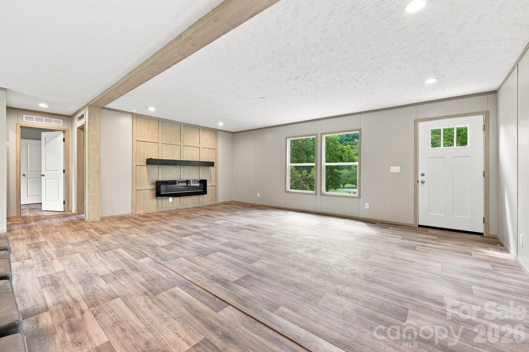25 Caldwell Road — Waynesville