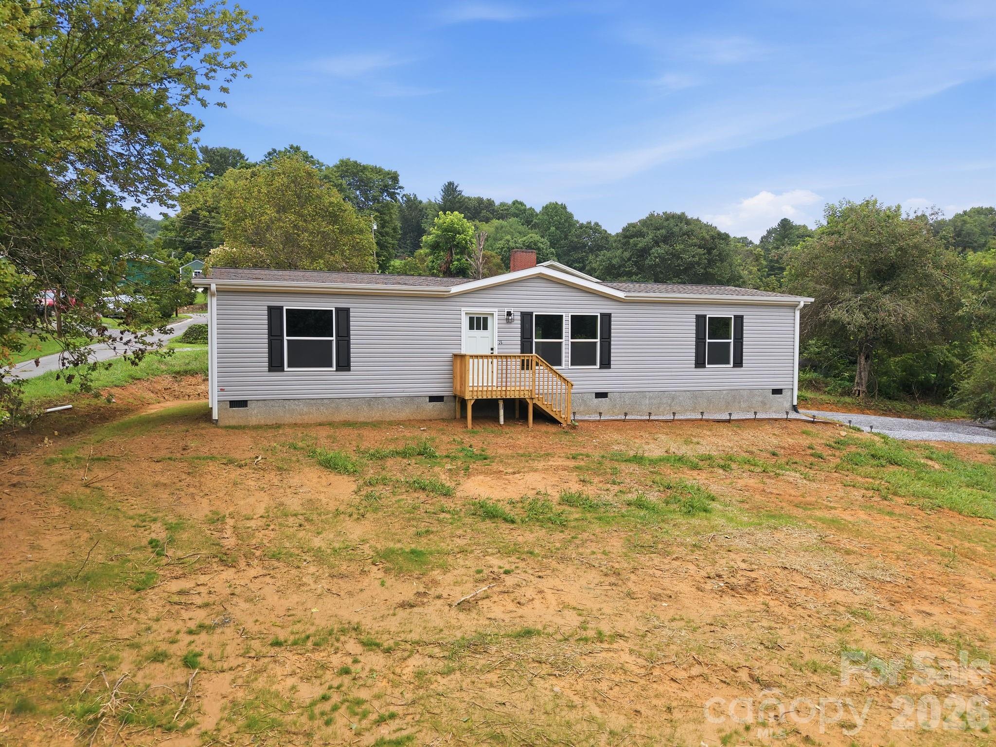 25 Caldwell Road — Waynesville