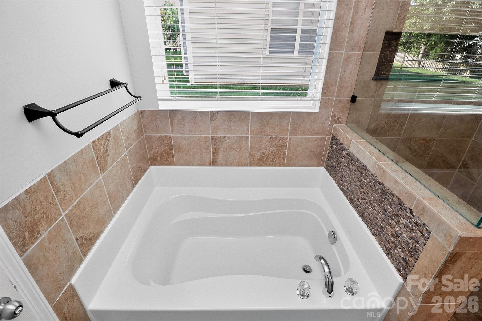 1577 Bay Meadows Avenue NW — Concord